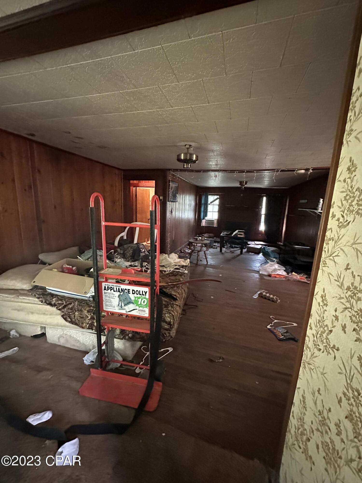 [No Recorded Subdiv] - Residential