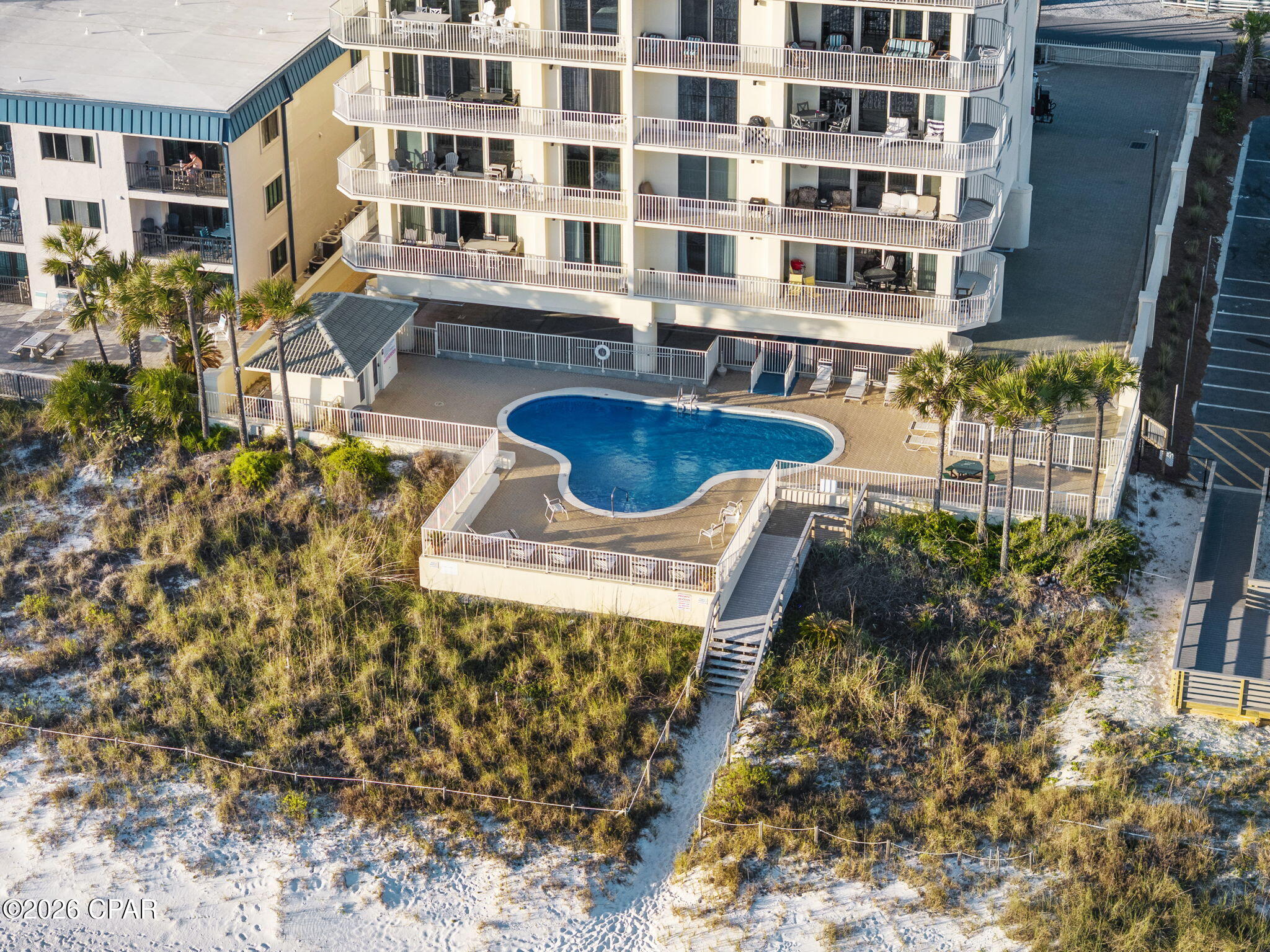 Grande Surf Club Condo - Residential