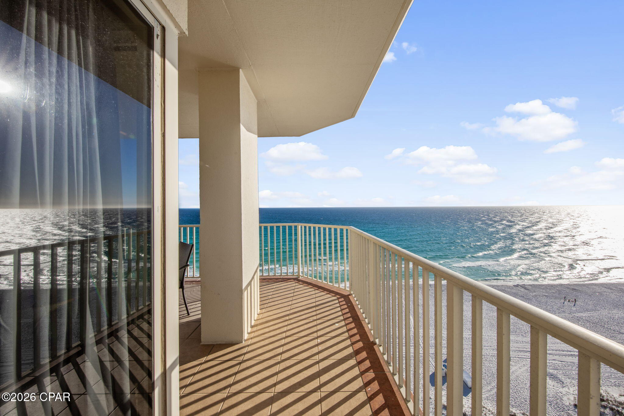 Grande Surf Club Condo - Residential