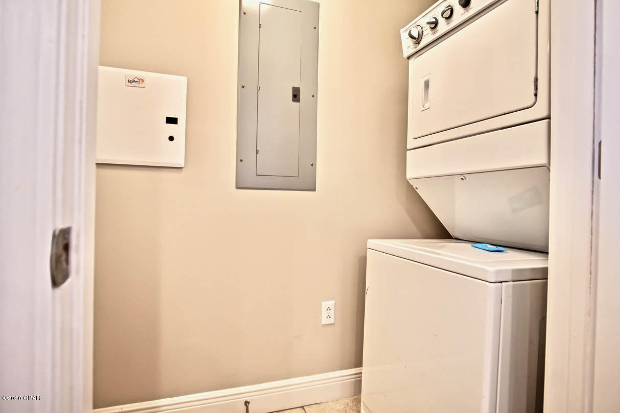 Sterling Breeze - Residential