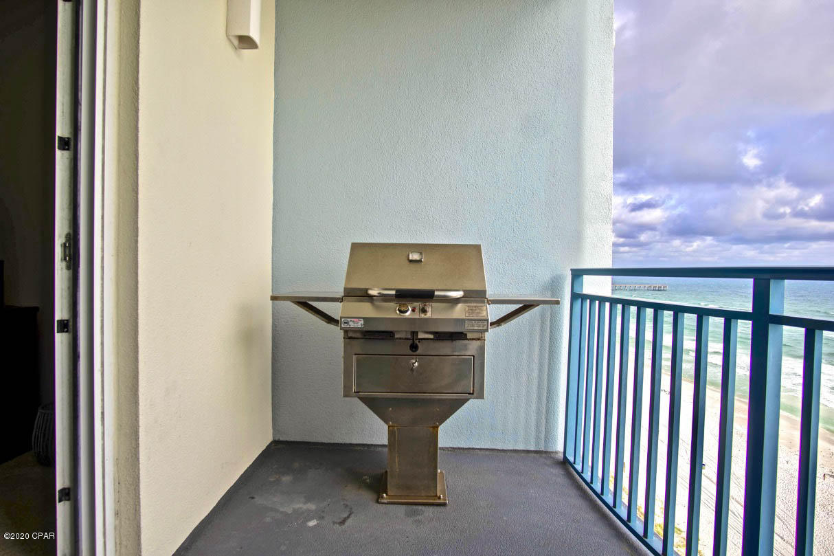 Sterling Breeze - Residential