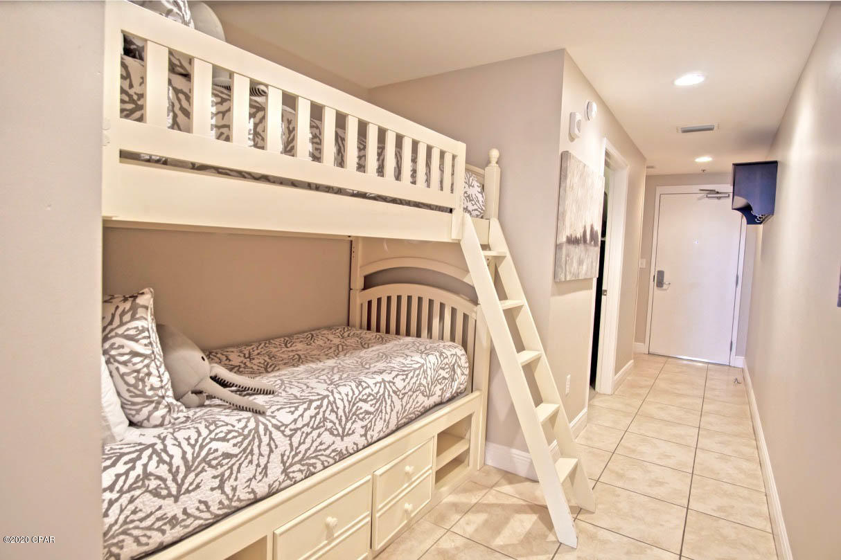 Sterling Breeze - Residential