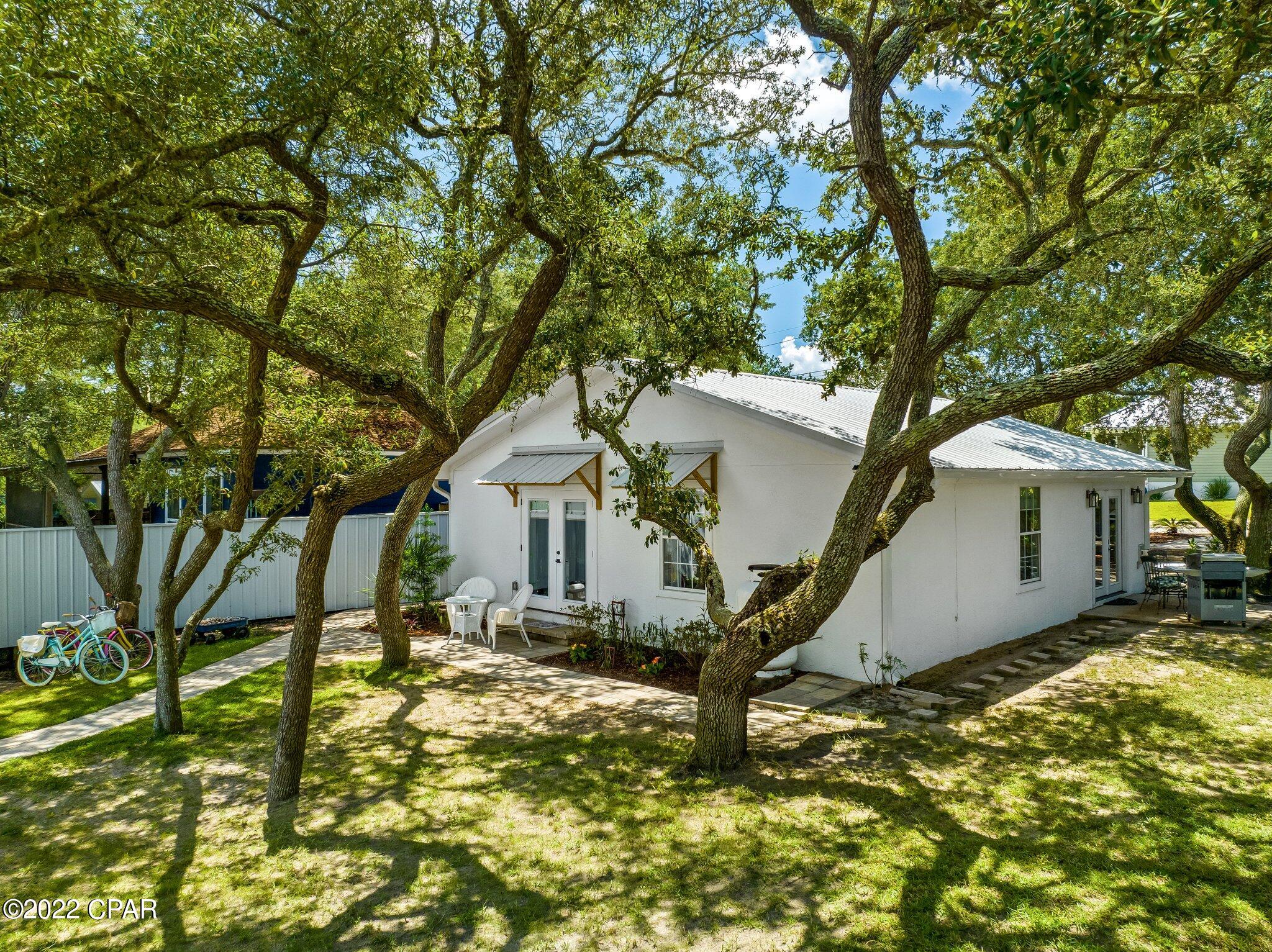 Riviera Beach - Residential