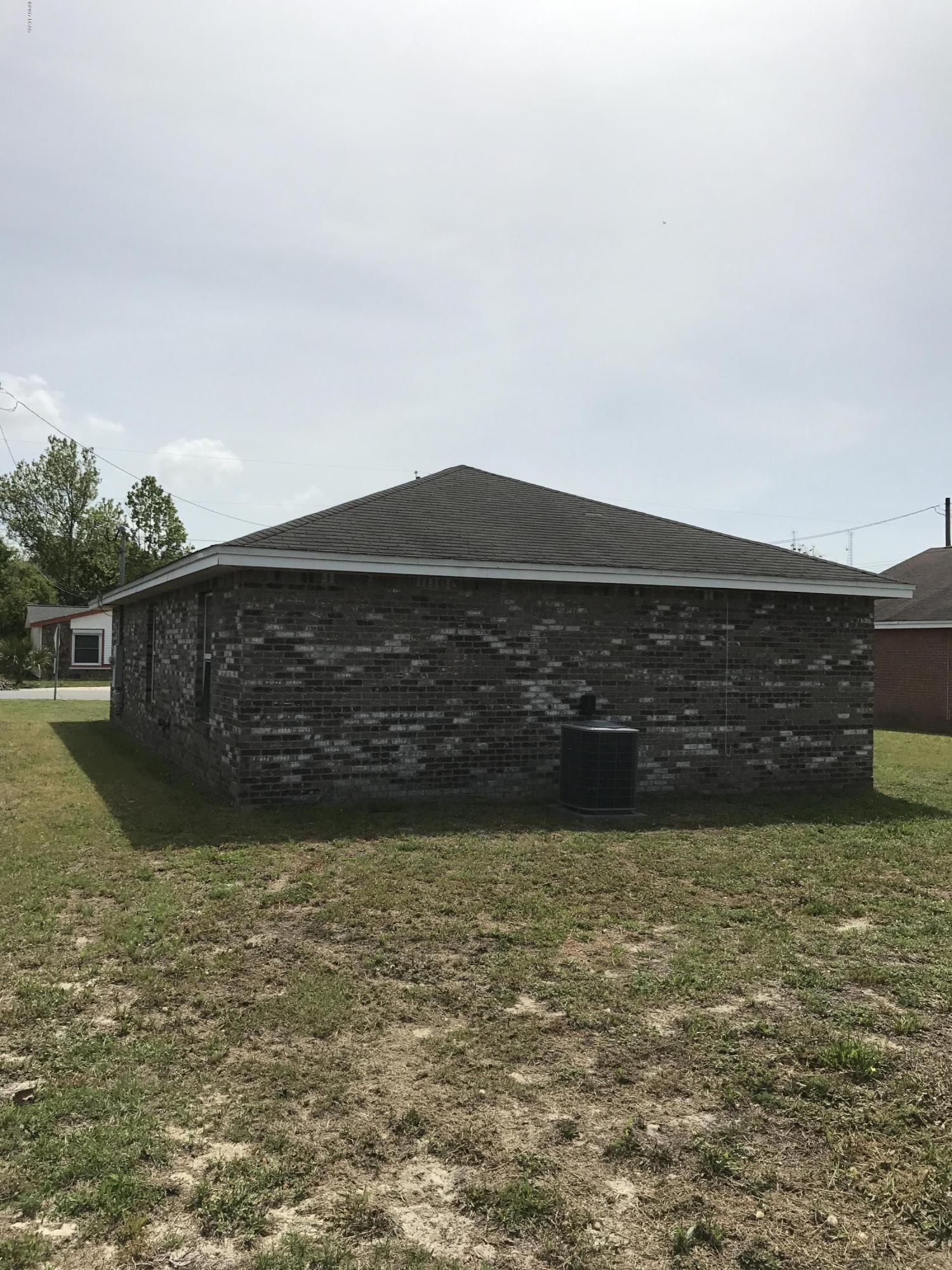 Hutchison's 2nd To Bahama Bch - Residential