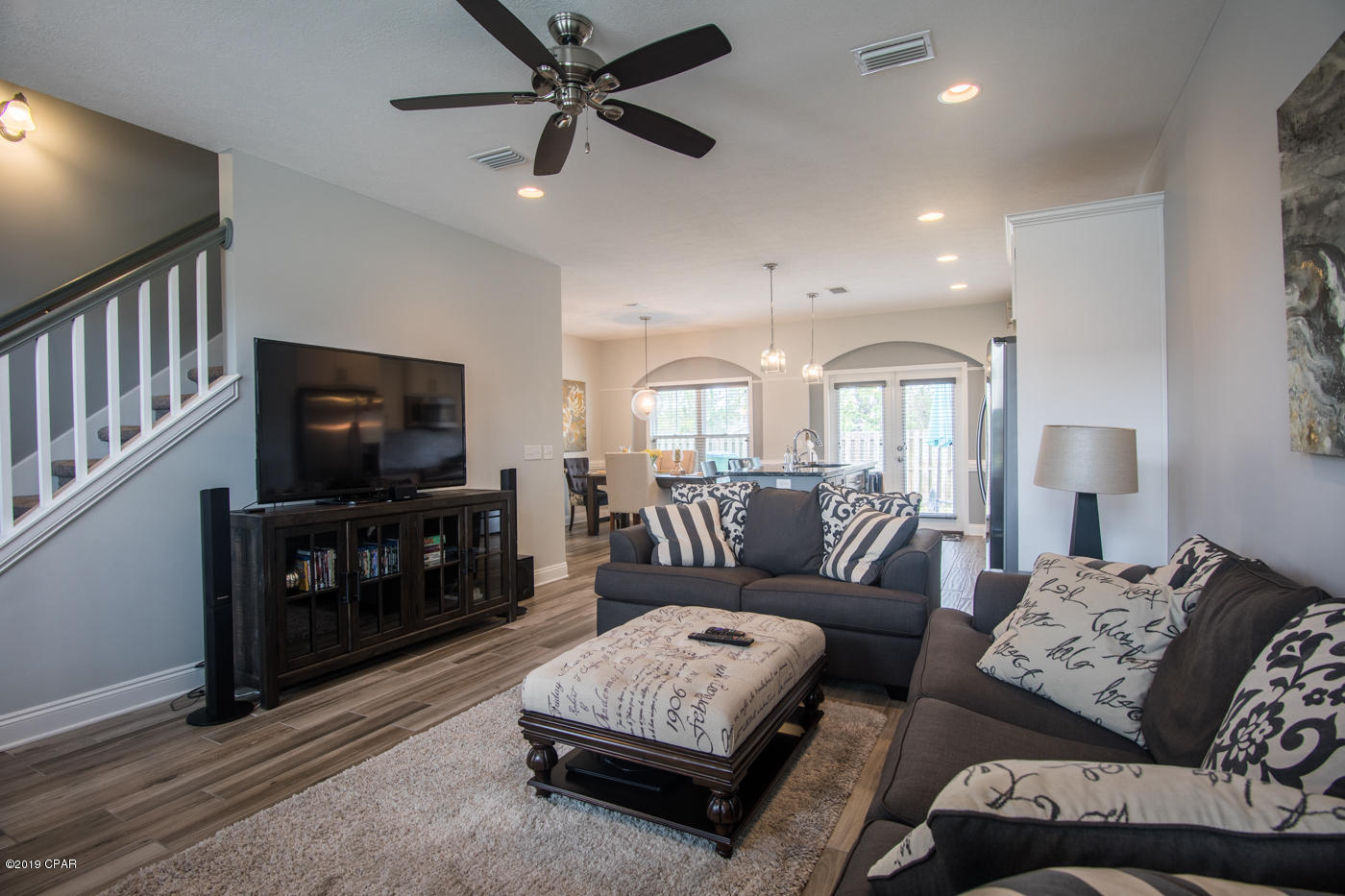 Hidden Lagoon - Residential