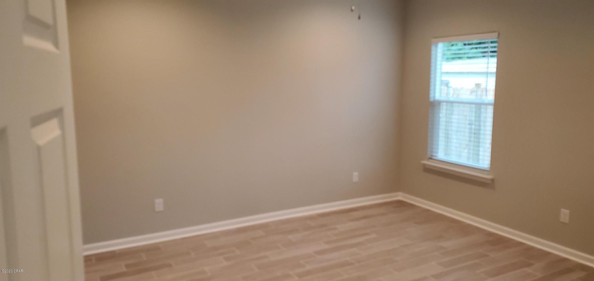 Laguna Beach Estates 7th Add - Residential