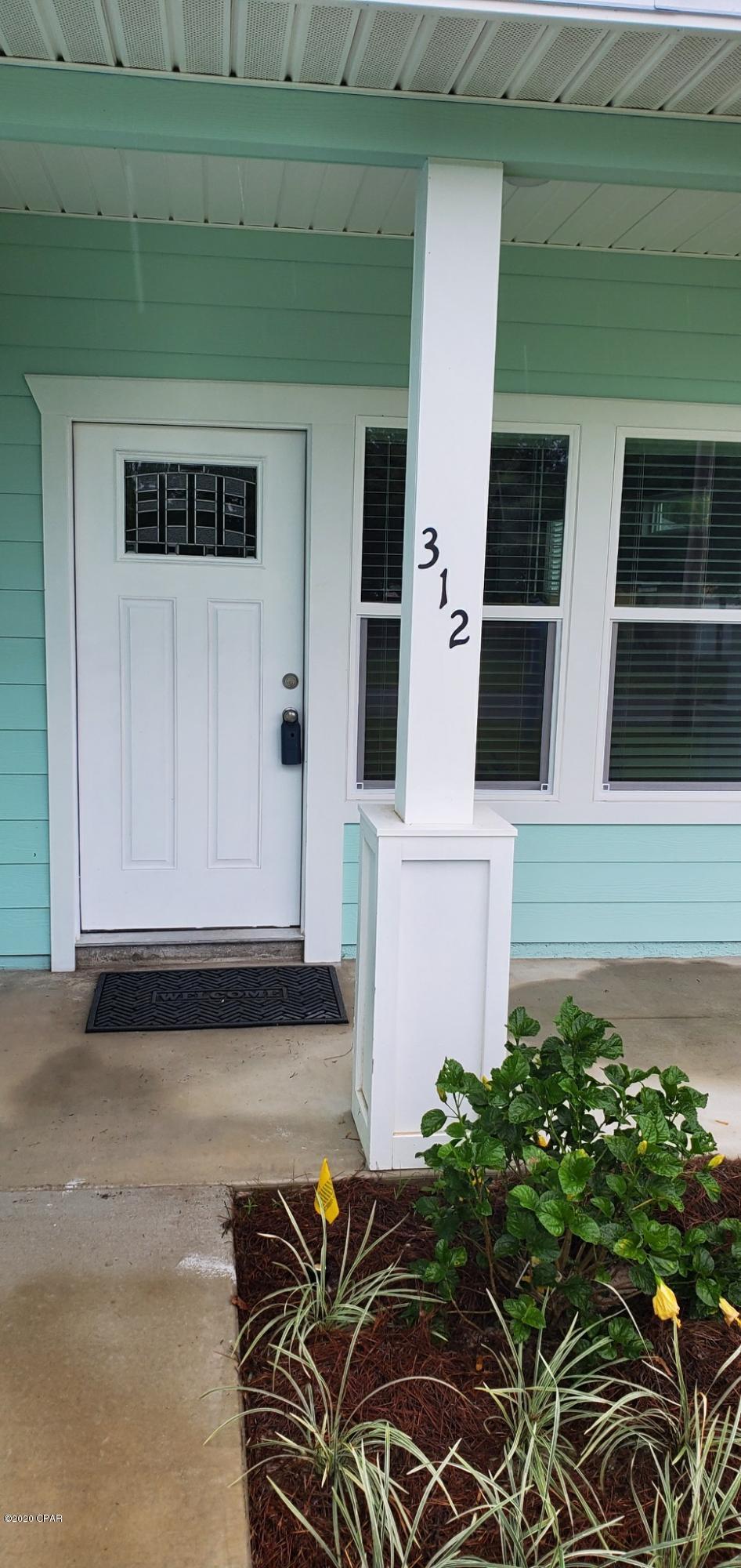 Laguna Beach Estates 7th Add - Residential