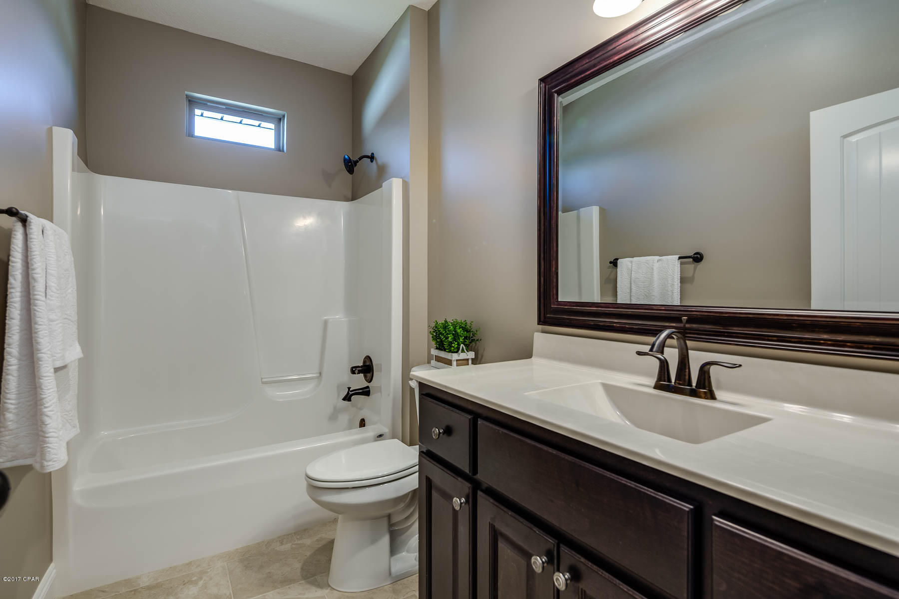 Kirkland Manor - Residential