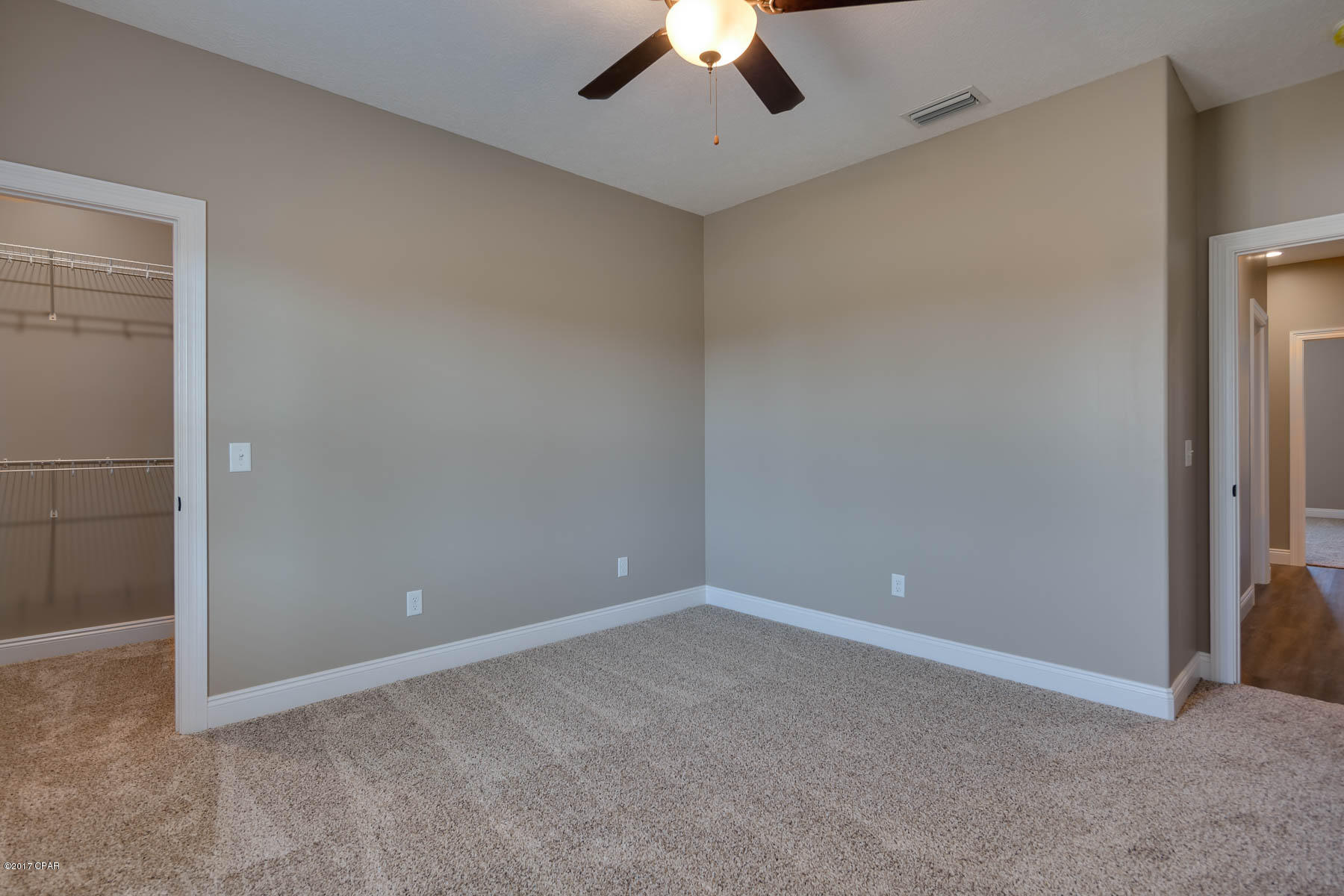 Kirkland Manor - Residential