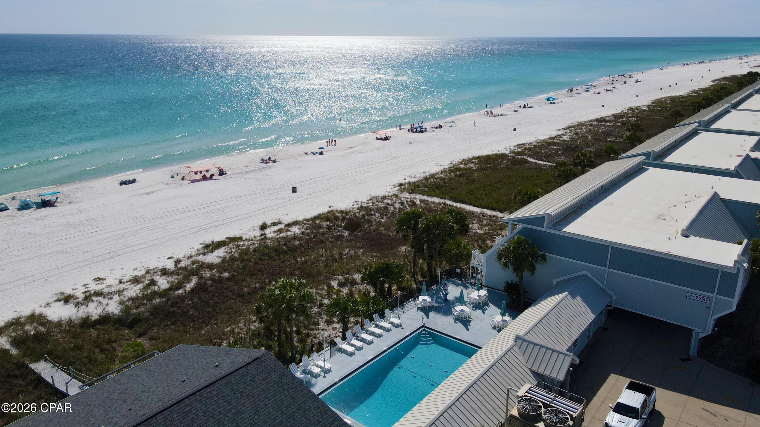 Shores Townhouses - Residential