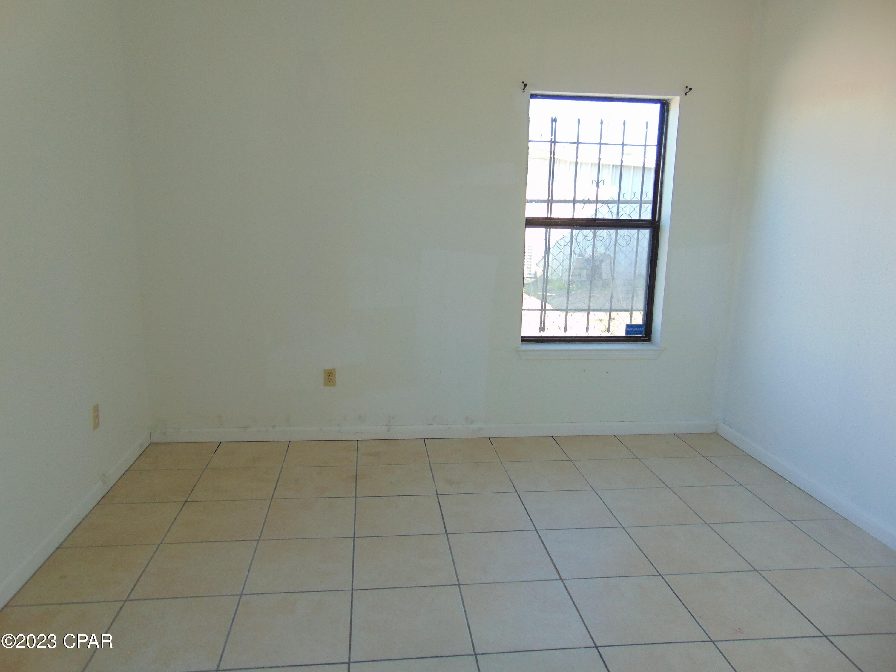 No Named Subdivision - Commercial Lease