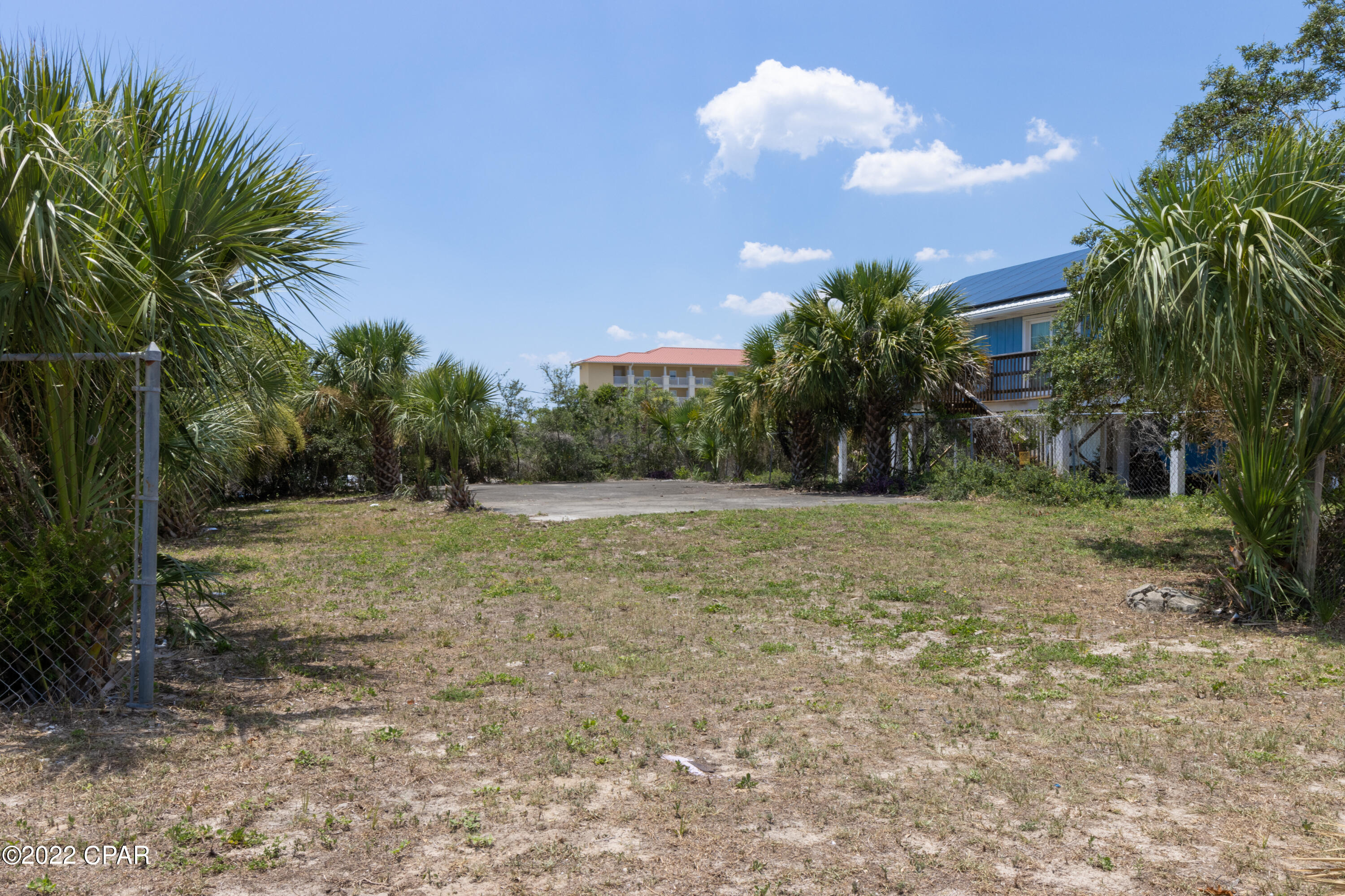 El Centro Beach - Land