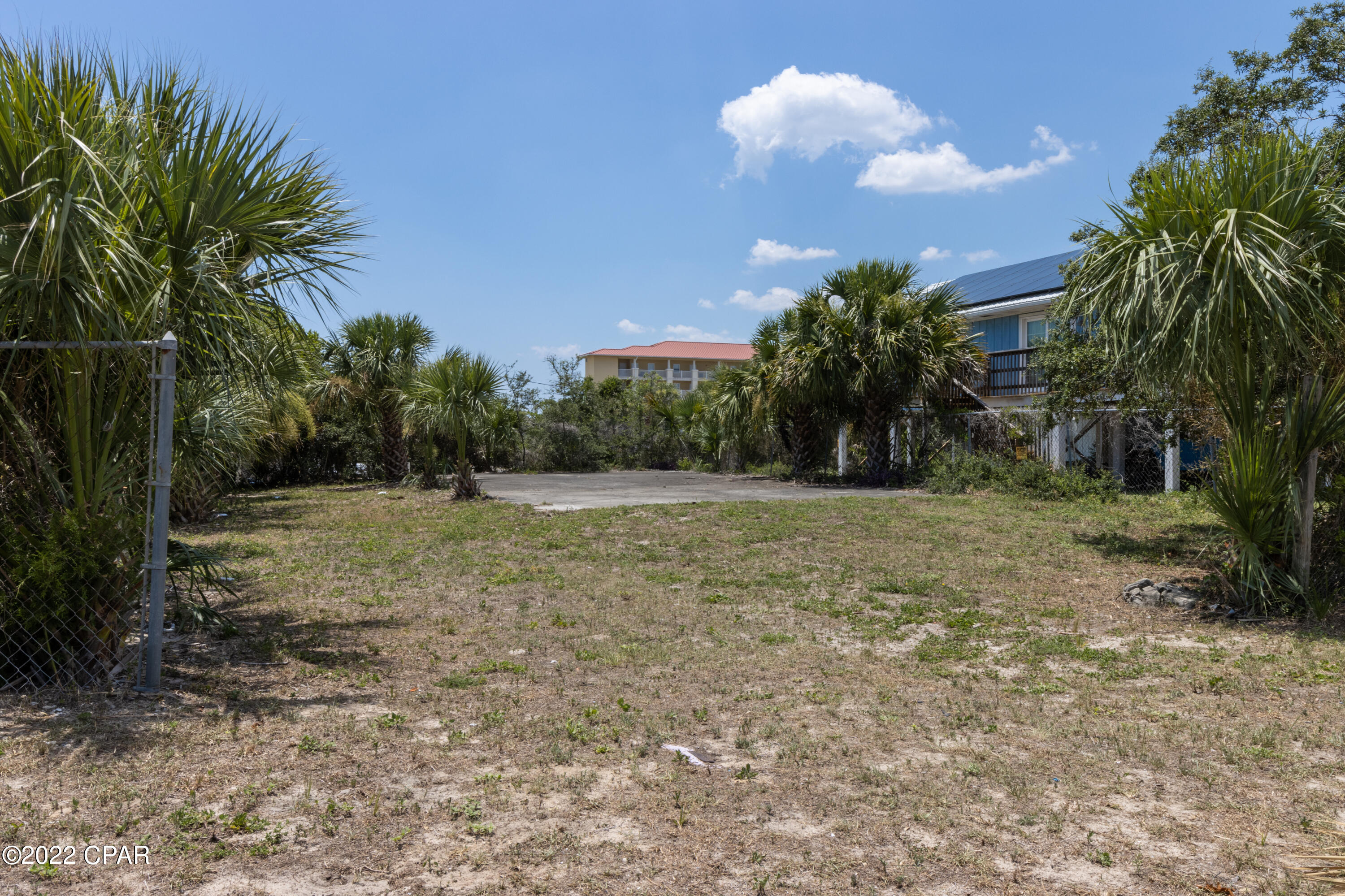 El Centro Beach - Land