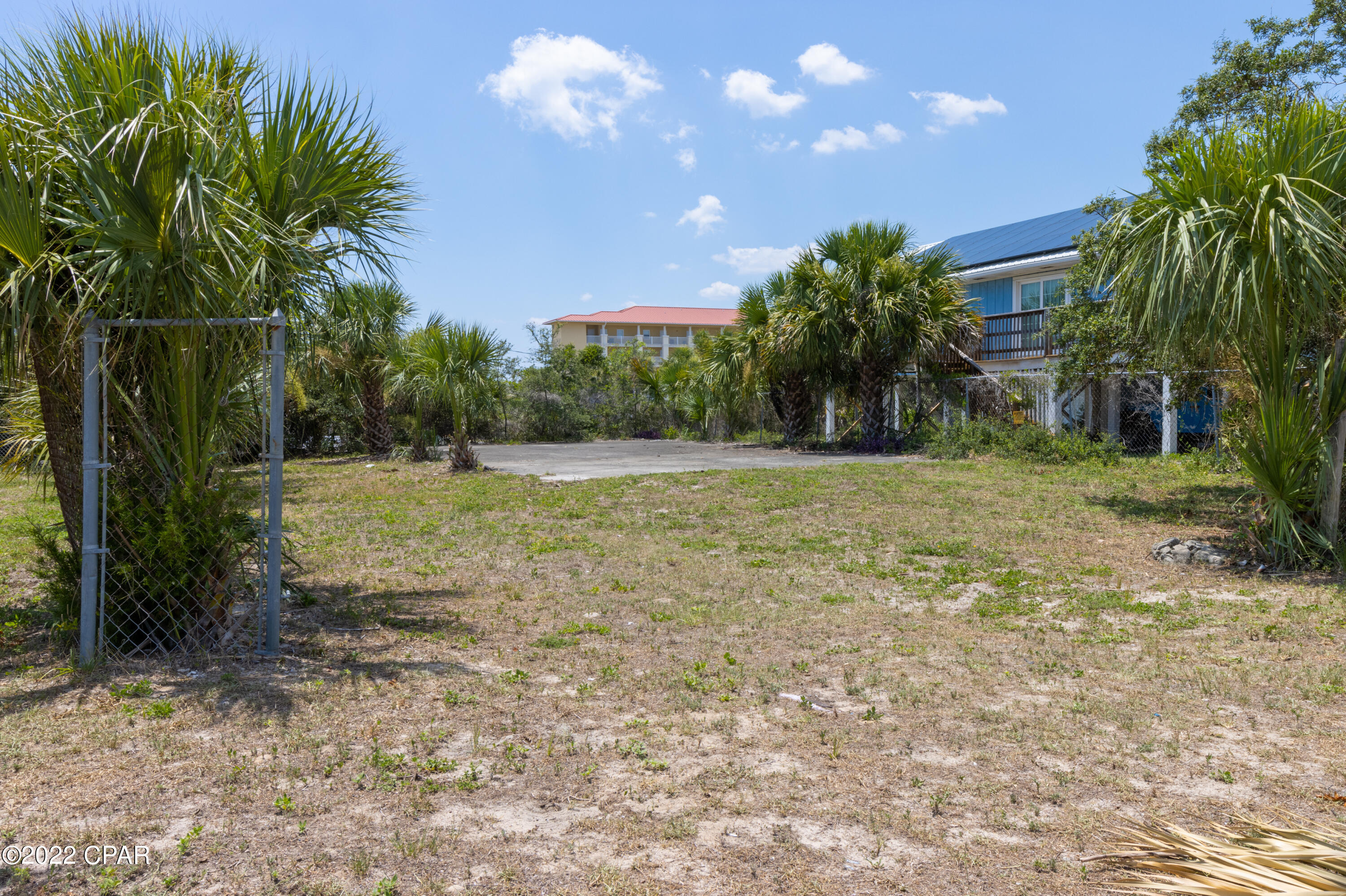 El Centro Beach - Land