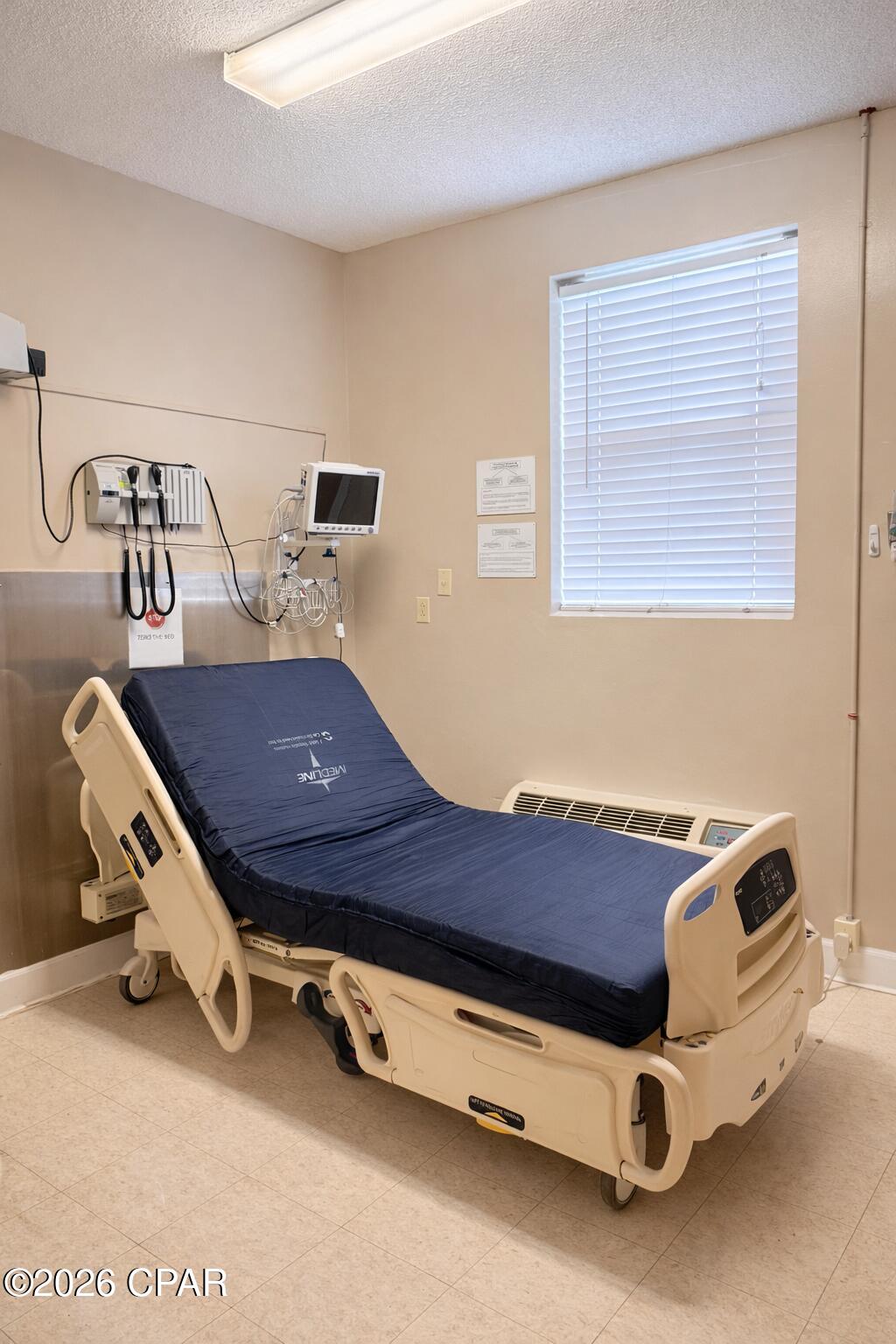 [No Recorded Subdiv] - Commercial Sale