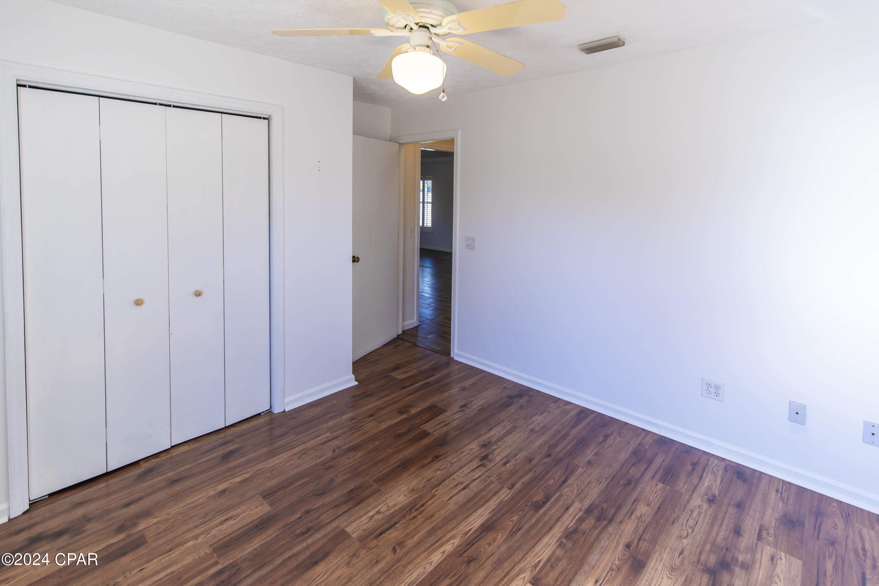 Crestview Heights 1st Add - Residential