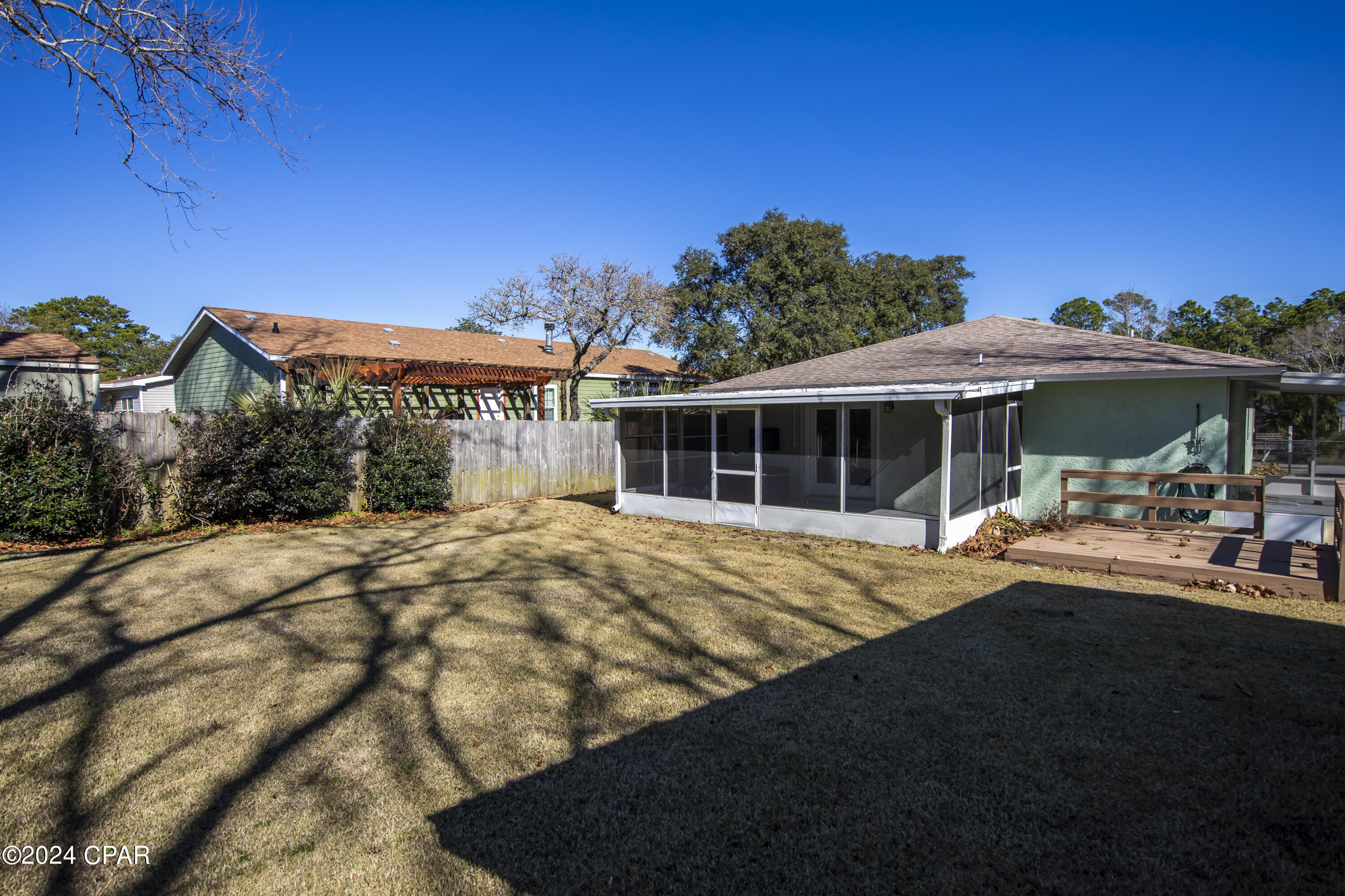 Crestview Heights 1st Add - Residential