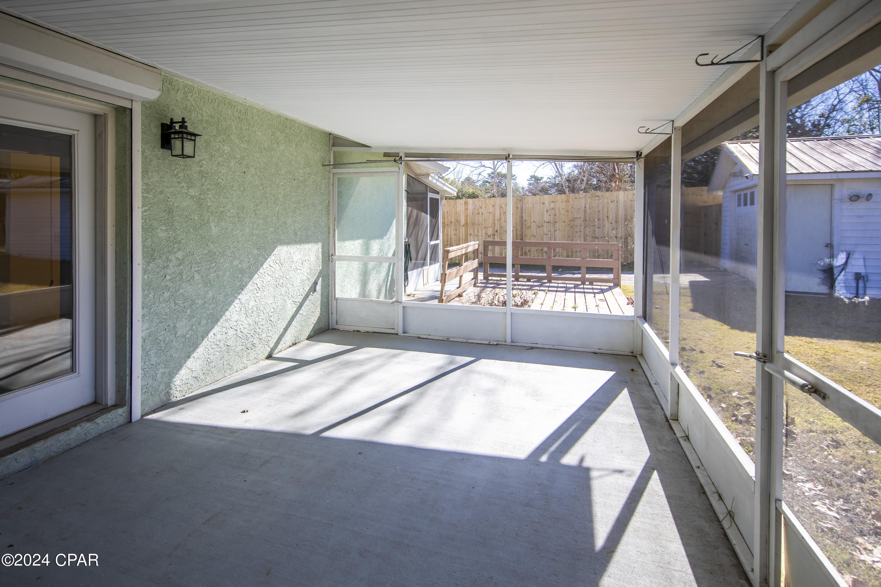 Crestview Heights 1st Add - Residential