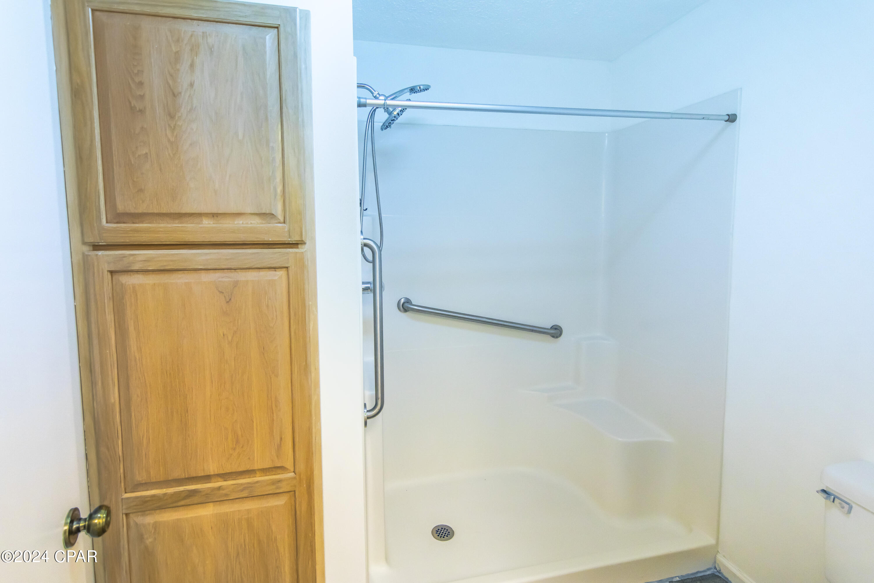 Crestview Heights 1st Add - Residential