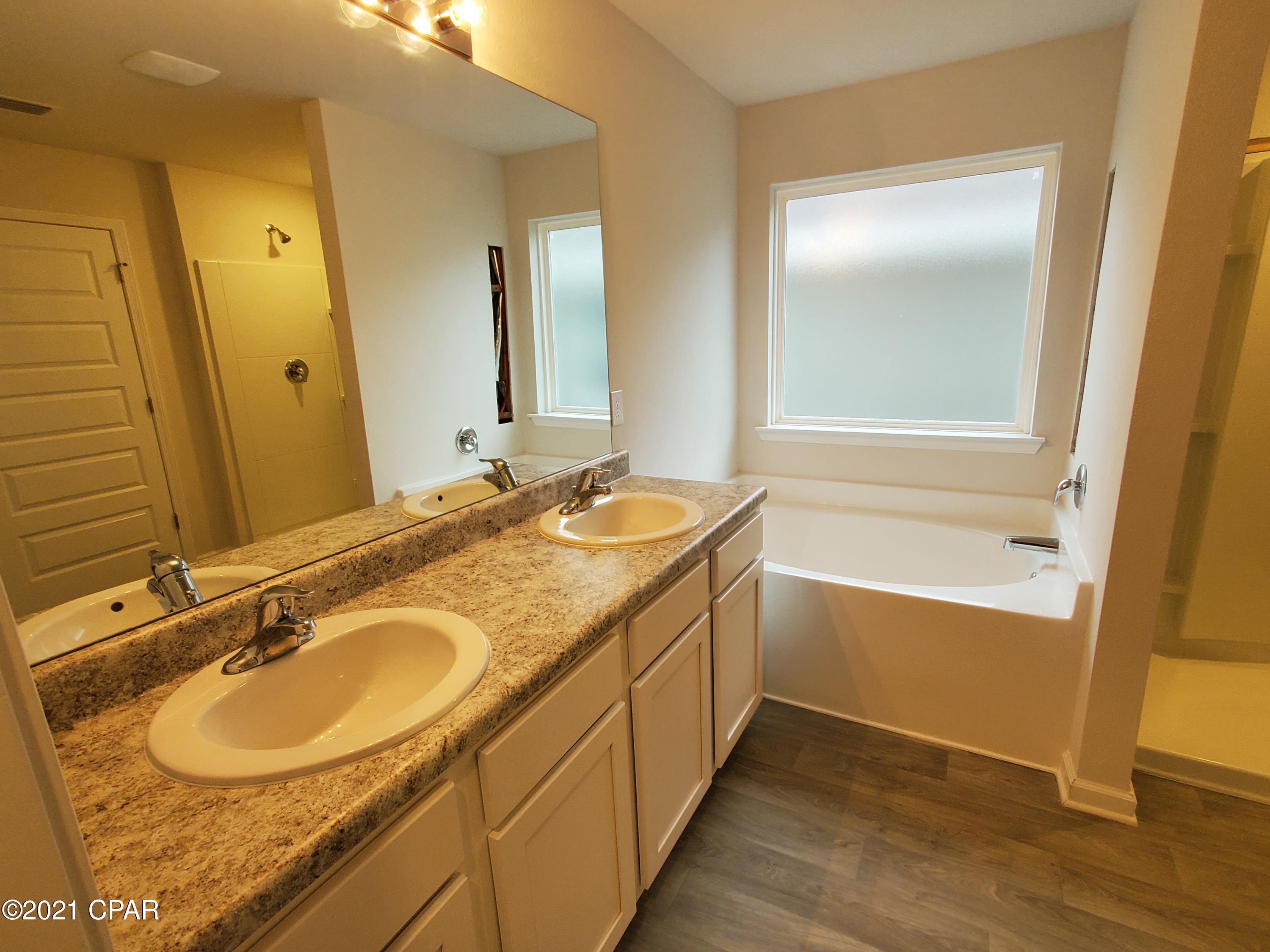 Brighton Oaks - Residential