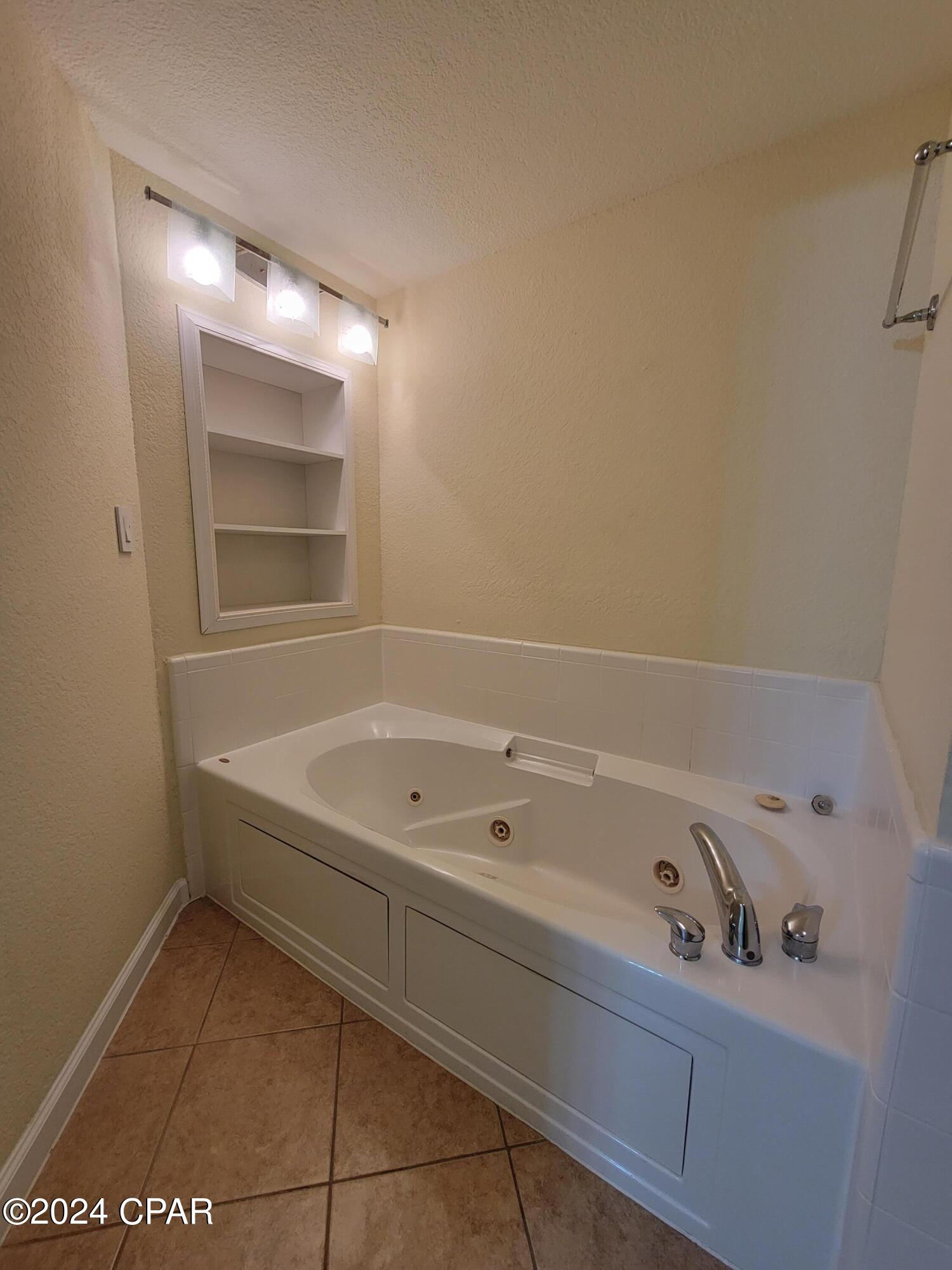 Hibiscus By The Bay - Residential Lease