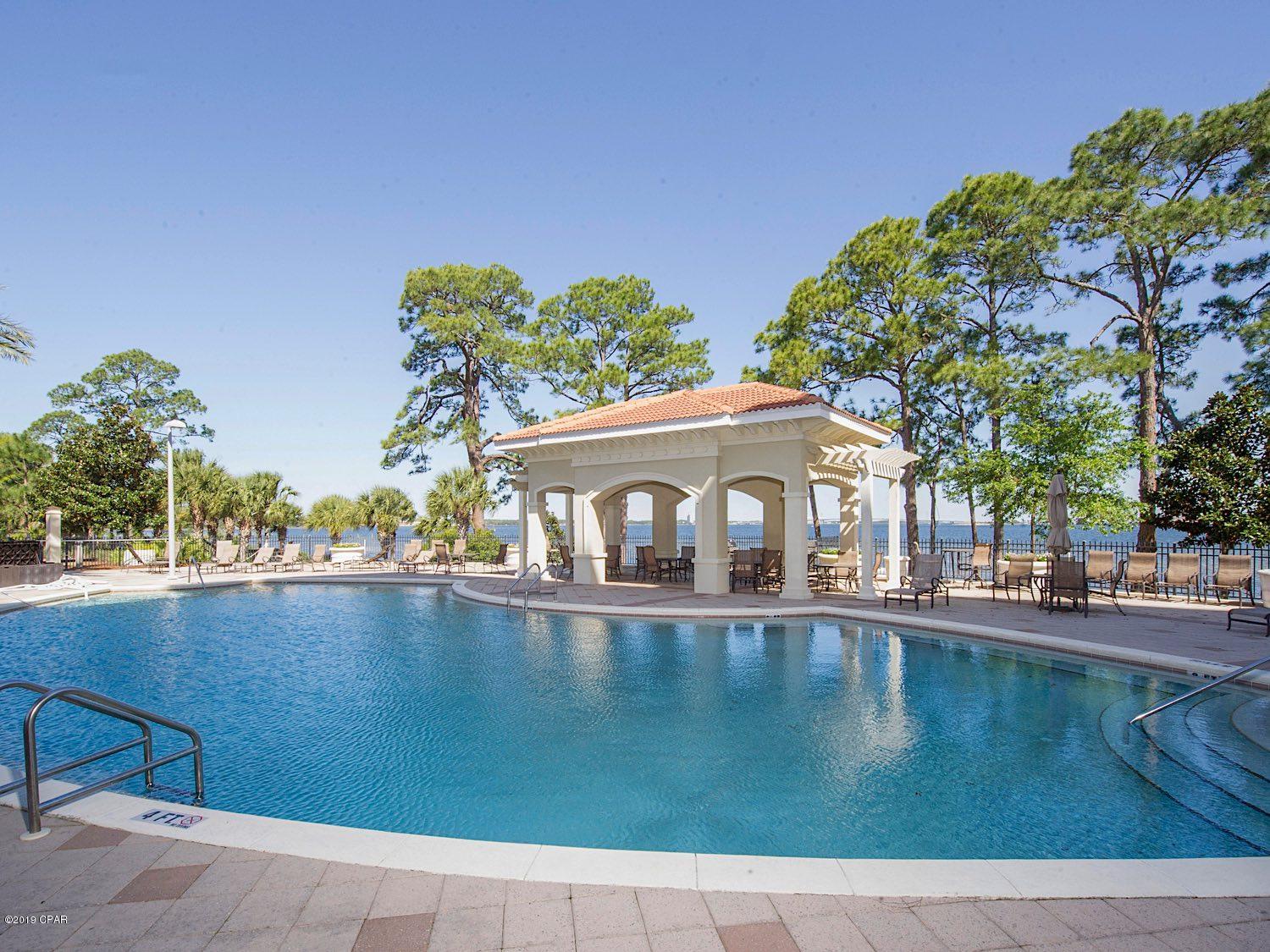 Magnolia Bay Club - Residential