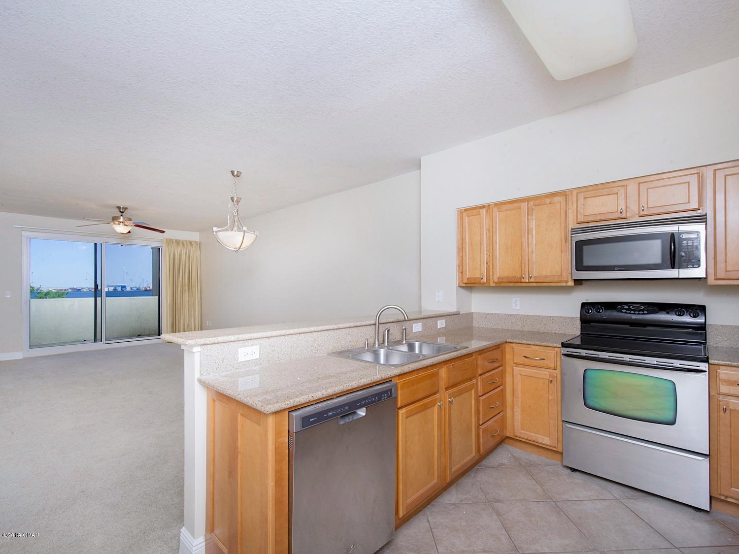 Magnolia Bay Club - Residential