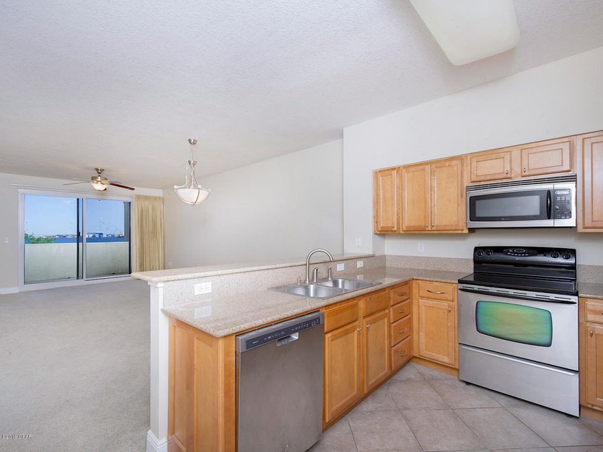 SELLER ACCEPTING BACKUP OFFERS

 Luxurious Waterfront. Great view of St. Andrew's Bay. Spacious condo with granite counter tops and tile floors.Large open floor plan. This property has been well maintained. All three bedrooms have walk-in closets and two bedrooms have private baths. The Master bedroom faces the water and the bath boasts double sinks, a jetted tub and a separate shower. Magnolia Bay Club is a gated community with some of the finest amenities around! The resort style pool and gazebo faces the bay, a dock for fishing, community clubhouse with kitchen, pool table and fitness center, kayaks and canoes you can launch right off the beach, a playground for the young ones, and it's pet friendly.