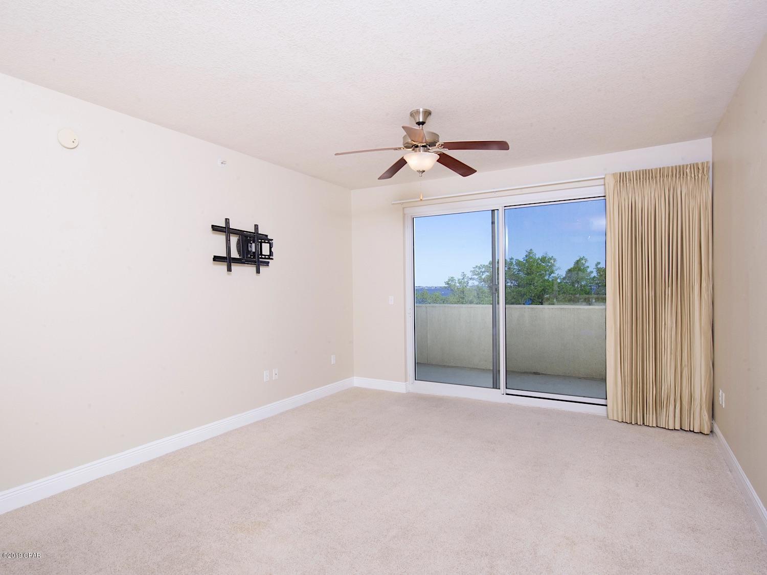 Magnolia Bay Club - Residential