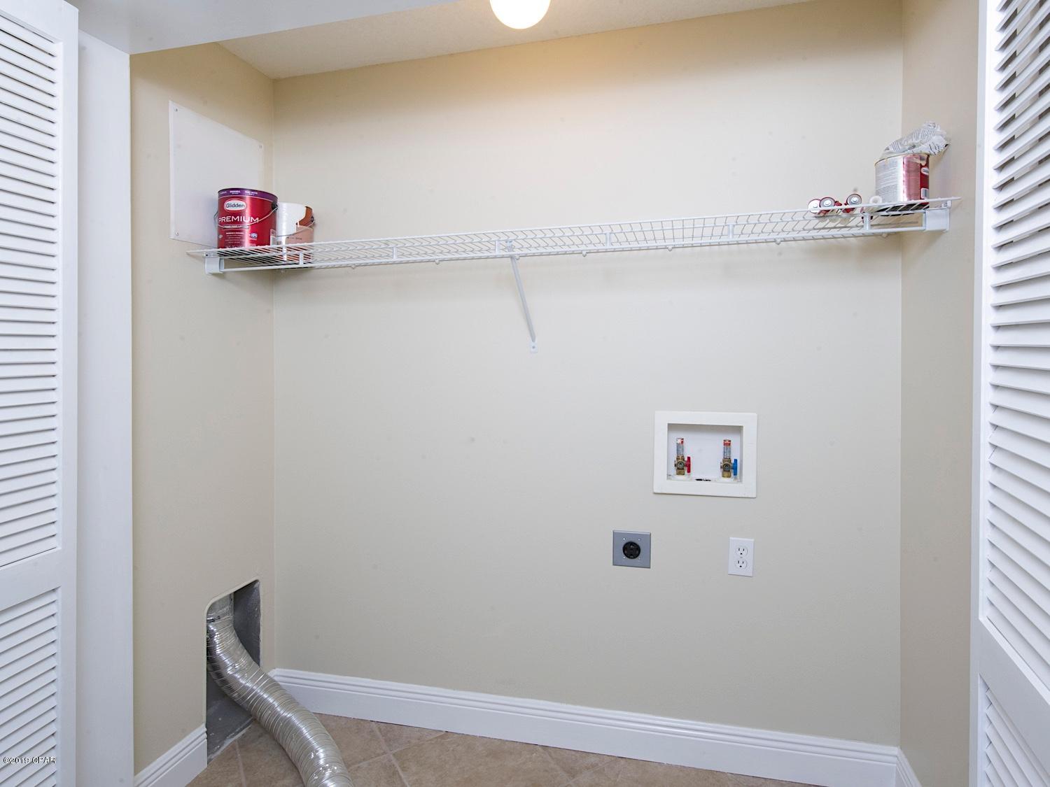 Magnolia Bay Club - Residential