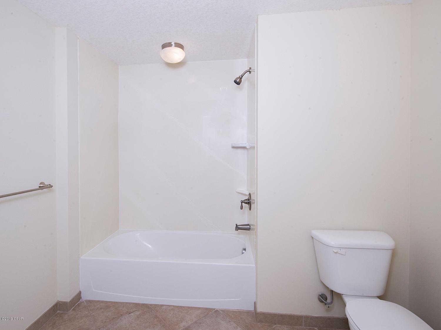 Magnolia Bay Club - Residential