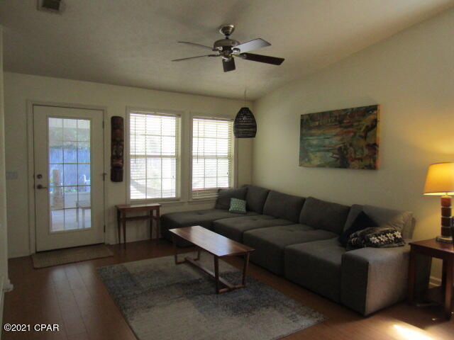 [No Recorded Subdiv] - Residential Lease