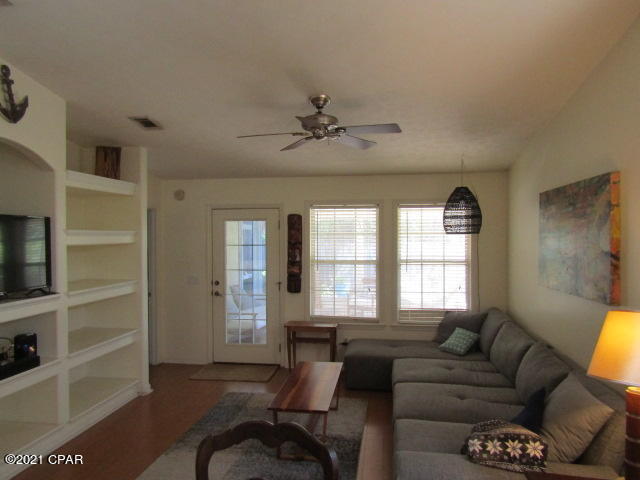 [No Recorded Subdiv] - Residential Lease