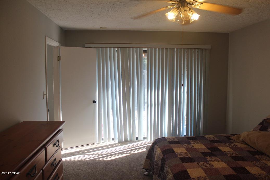 North Lagoon Oaks 7th Add - Residential