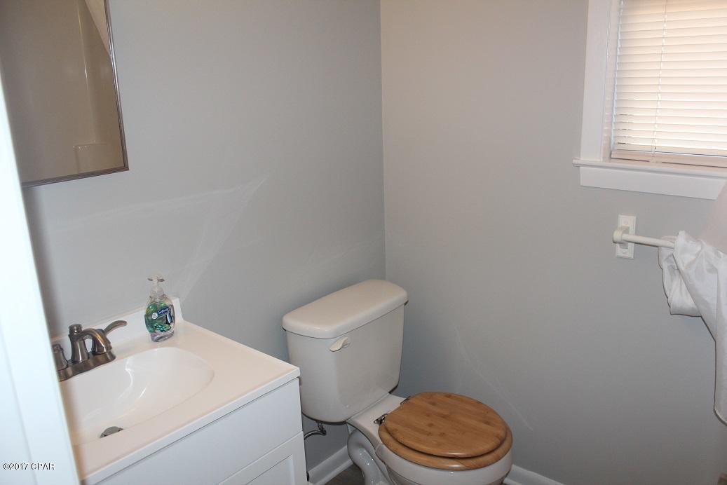 North Lagoon Oaks 7th Add - Residential