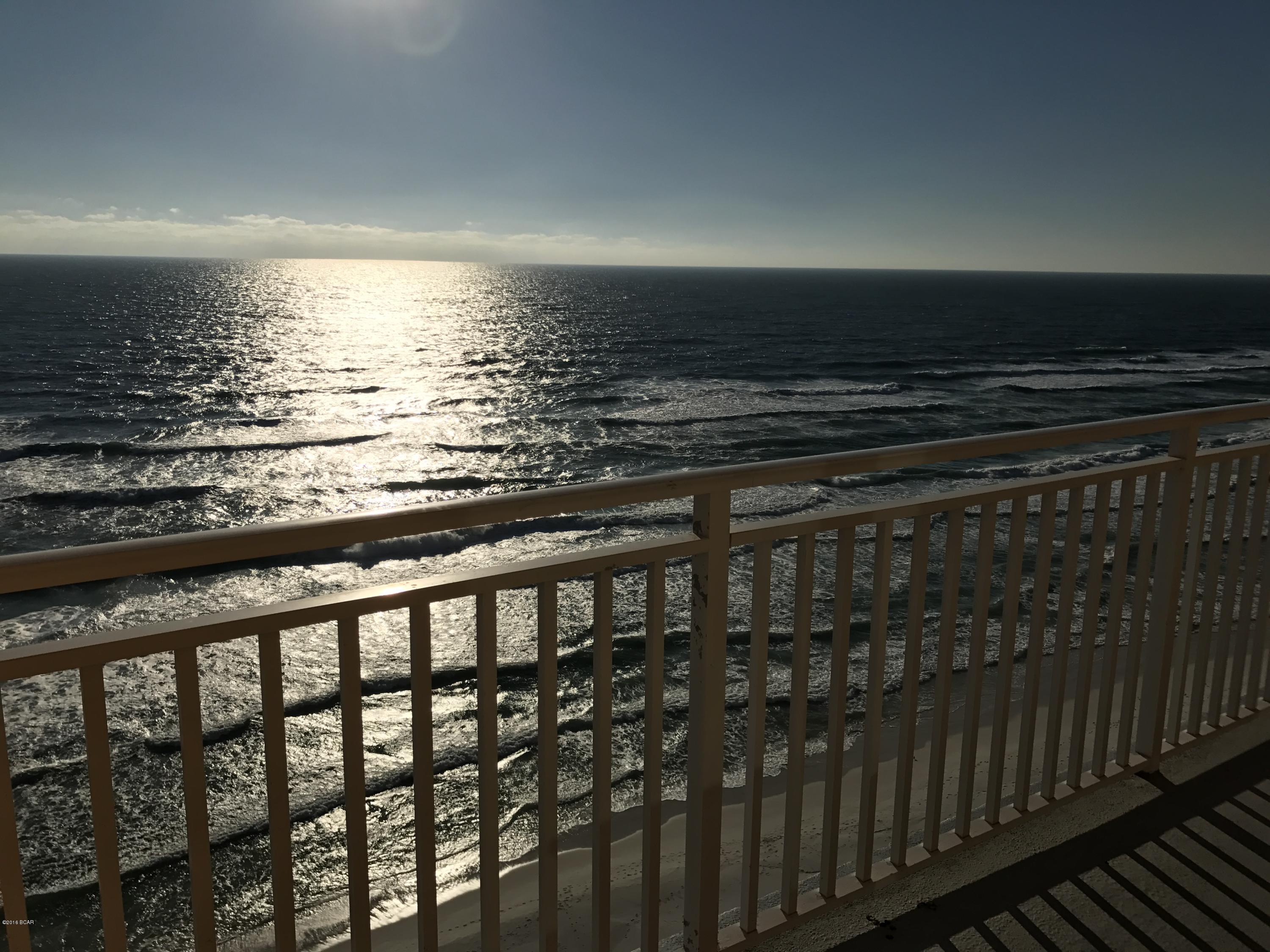 Splash Condo - Residential