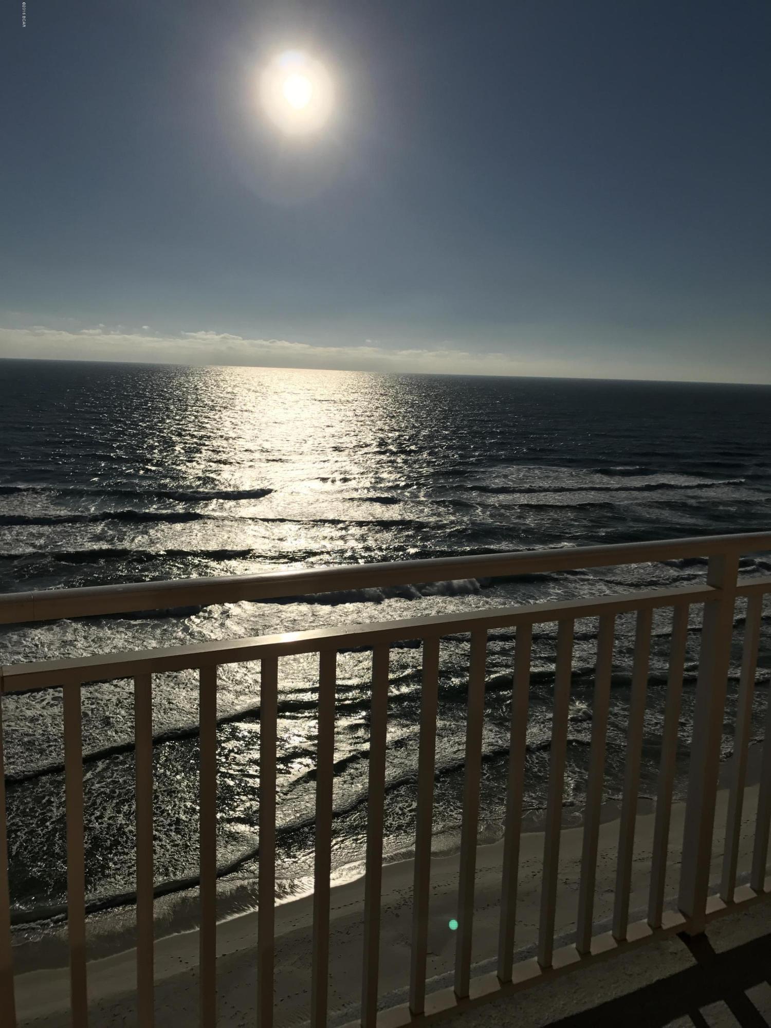 Splash Condo - Residential