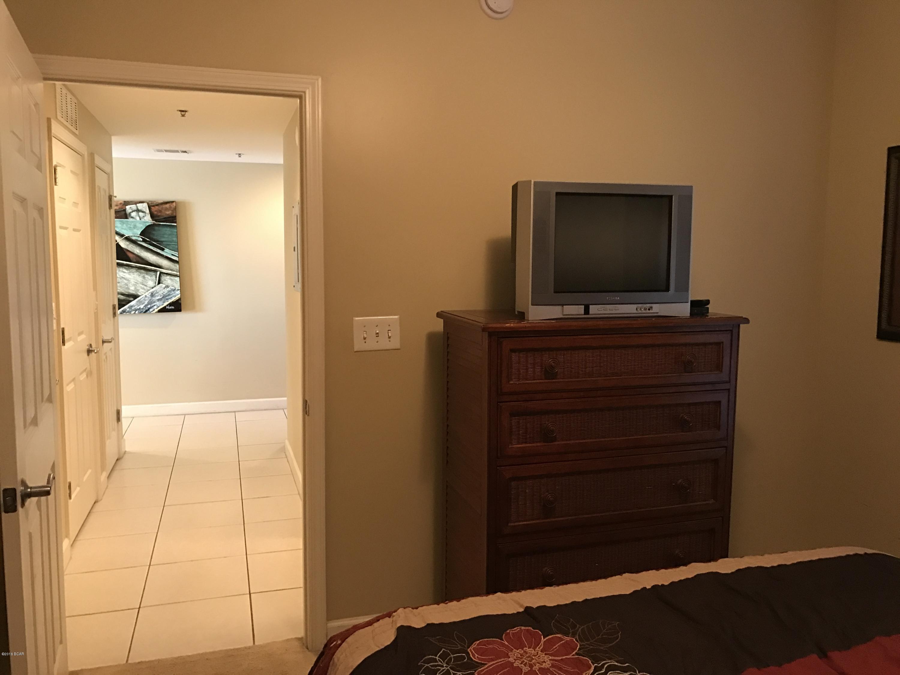 Splash Condo - Residential