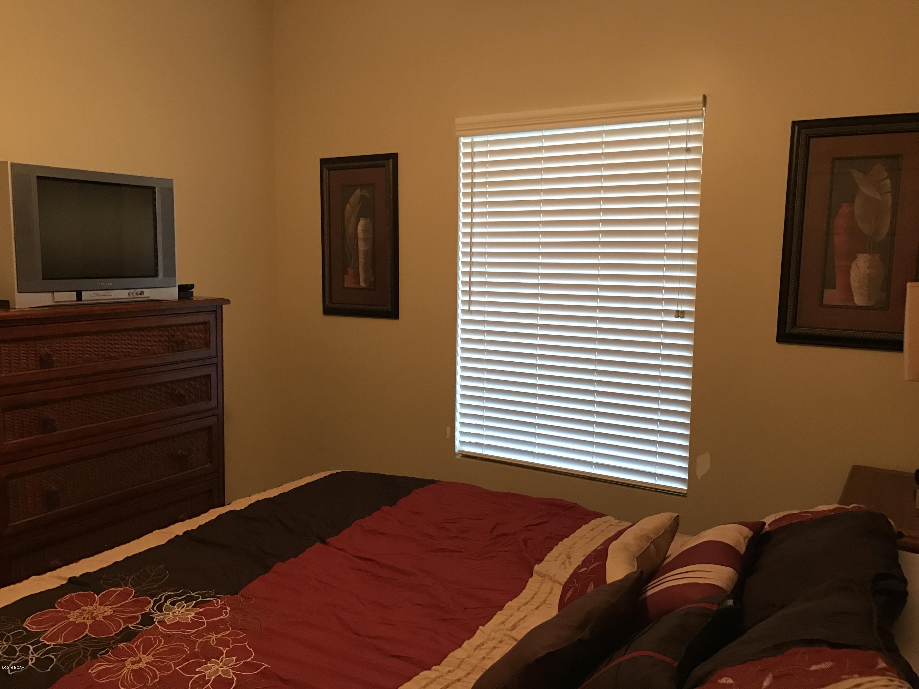 Splash Condo - Residential