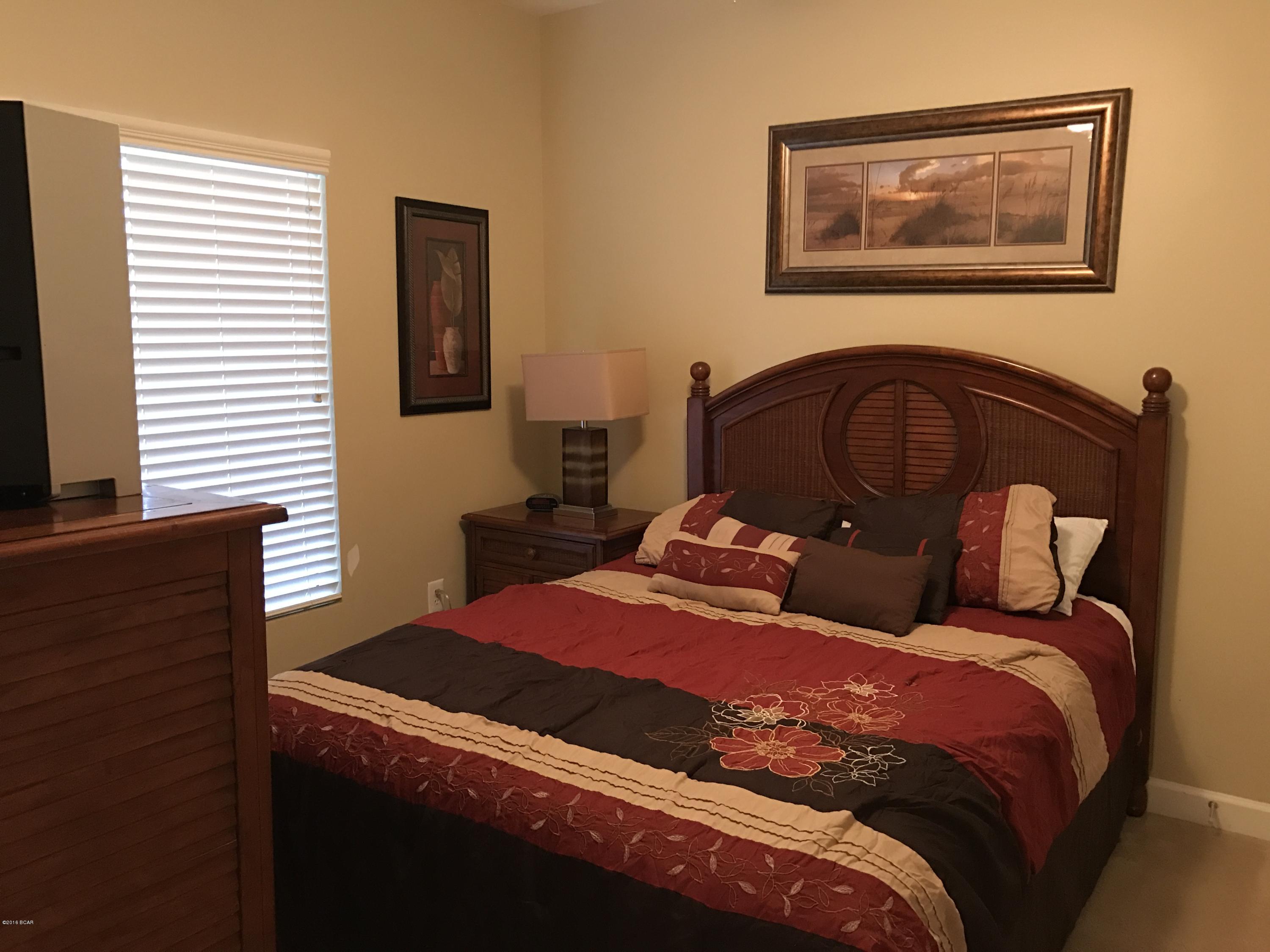 Splash Condo - Residential