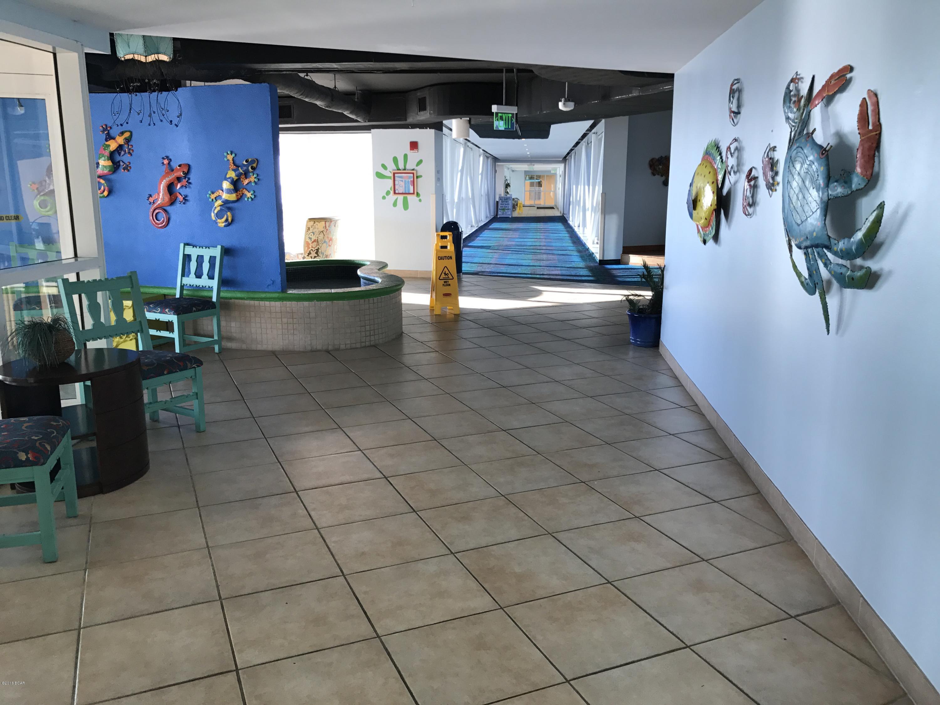 Splash Condo - Residential