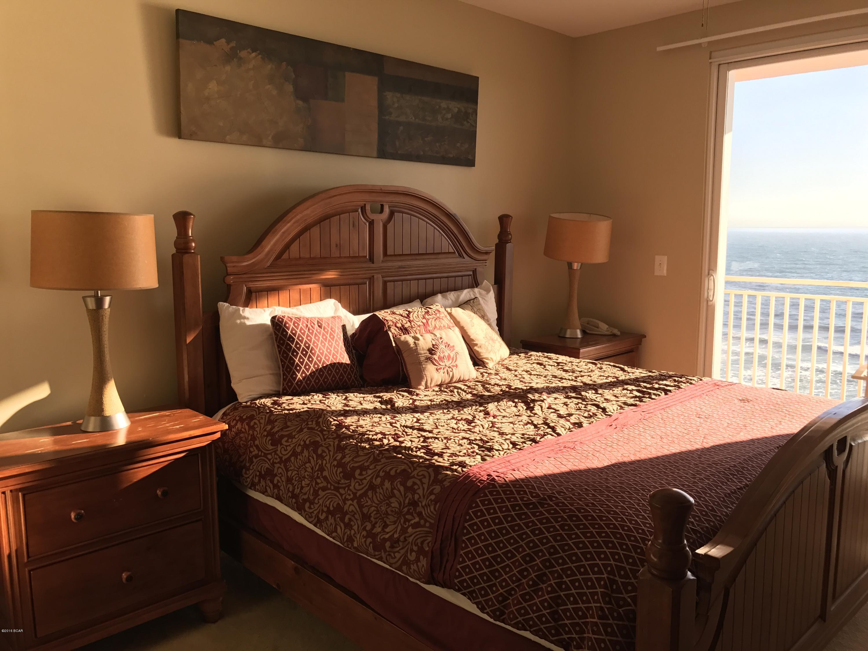 Splash Condo - Residential