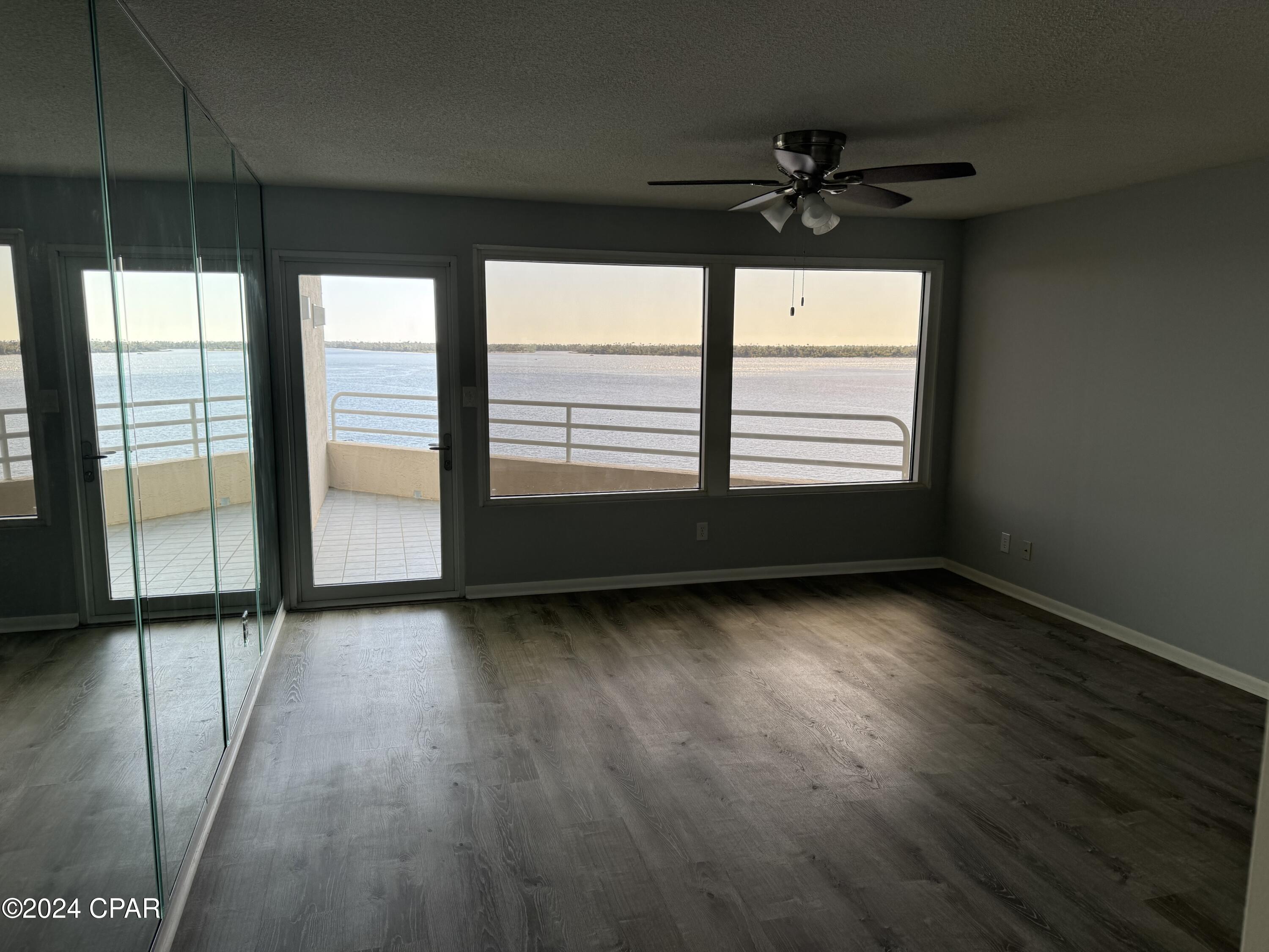 Cove Harbor - Residential