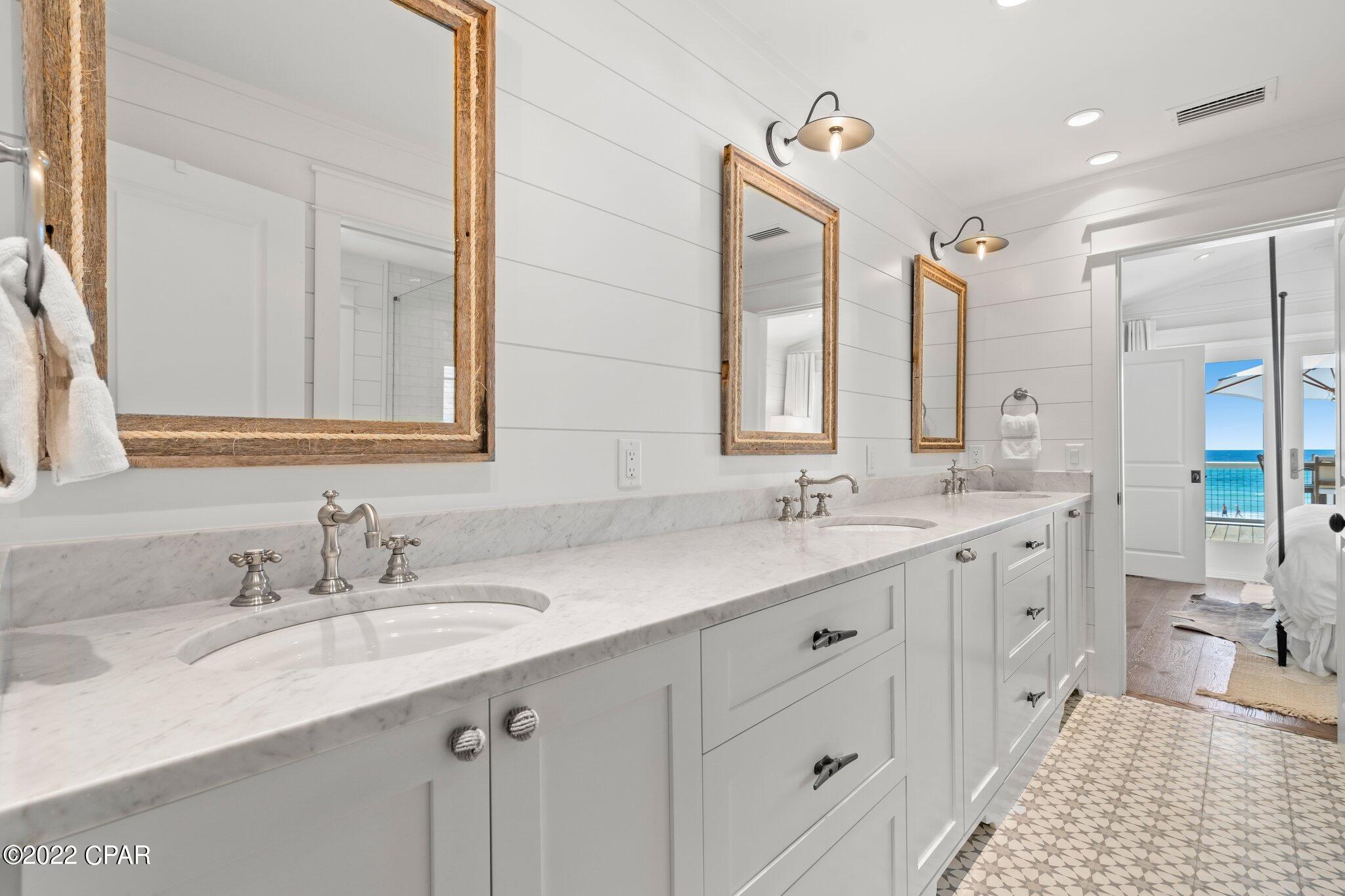 Gulf Lagoon Beach - Residential