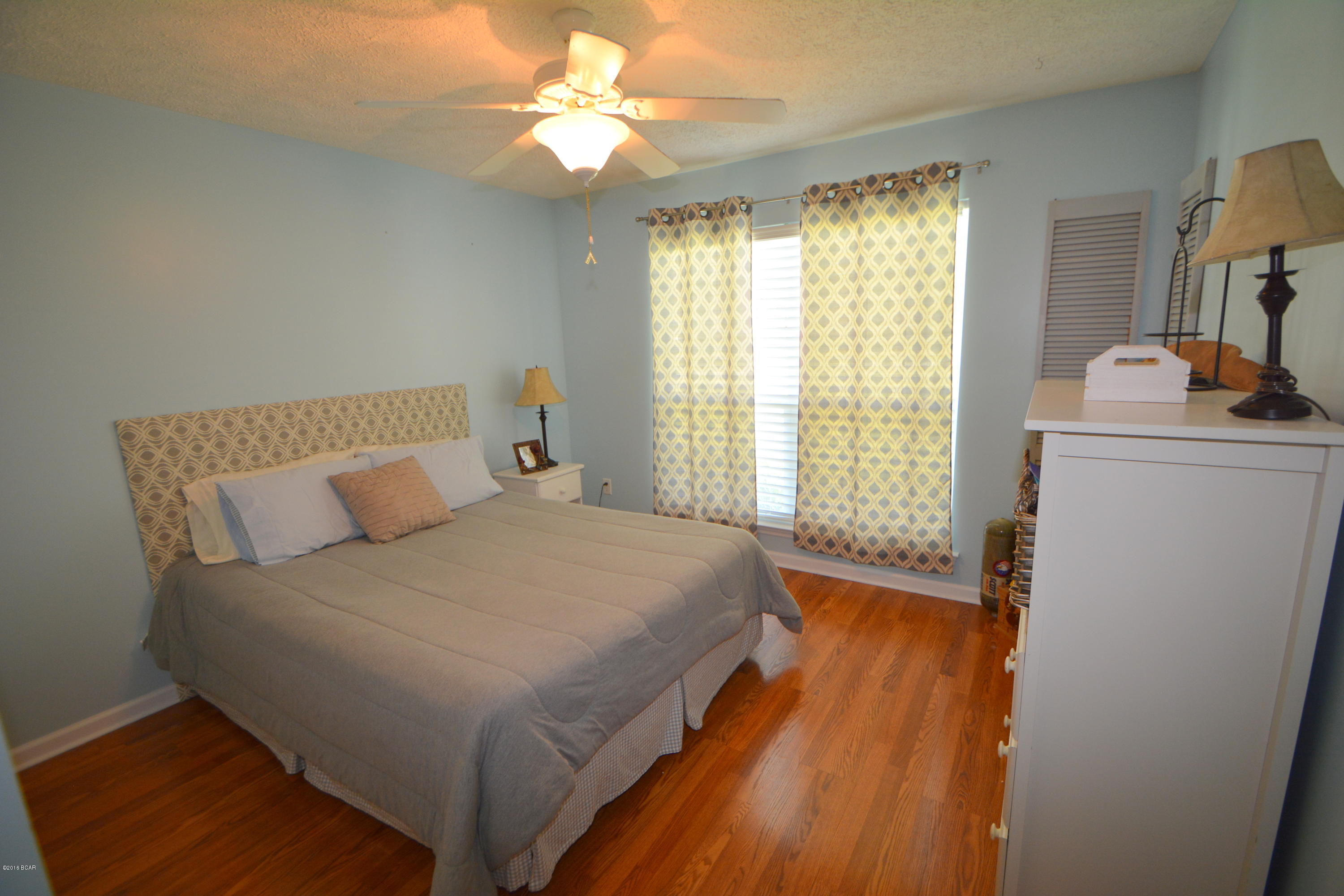 Oakcrest Unit 1 - Residential