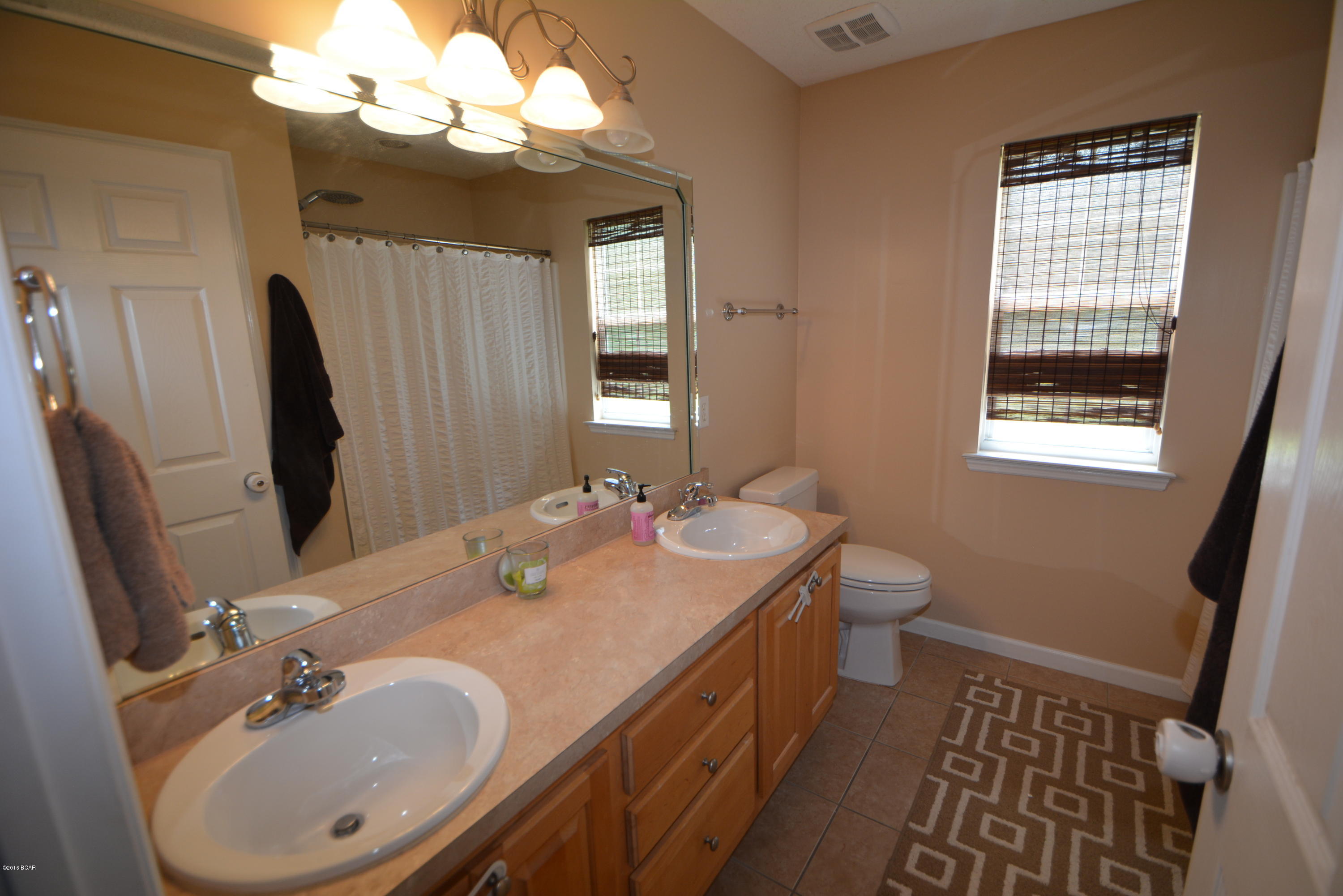 Oakcrest Unit 1 - Residential