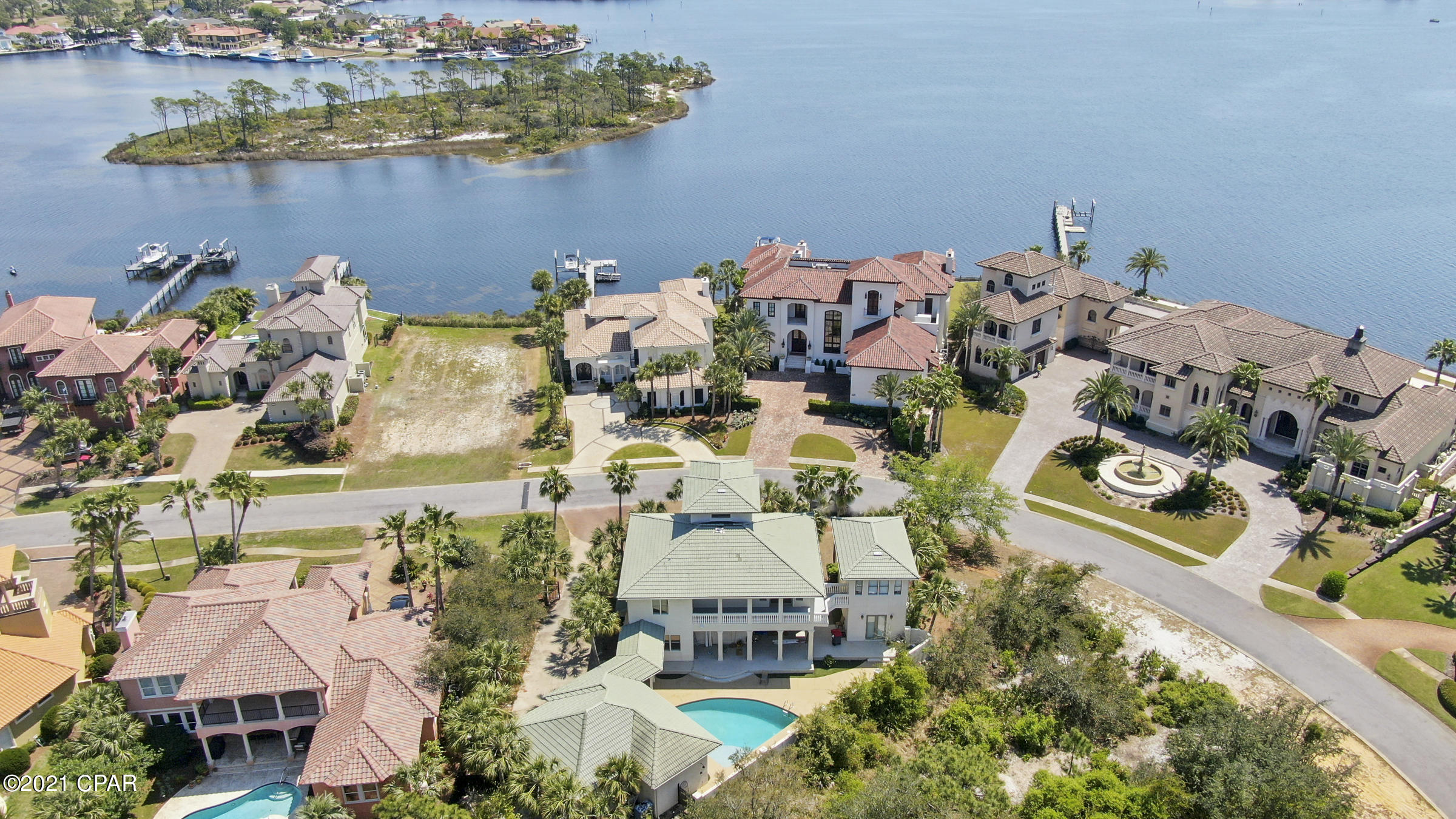 Finisterre - Residential