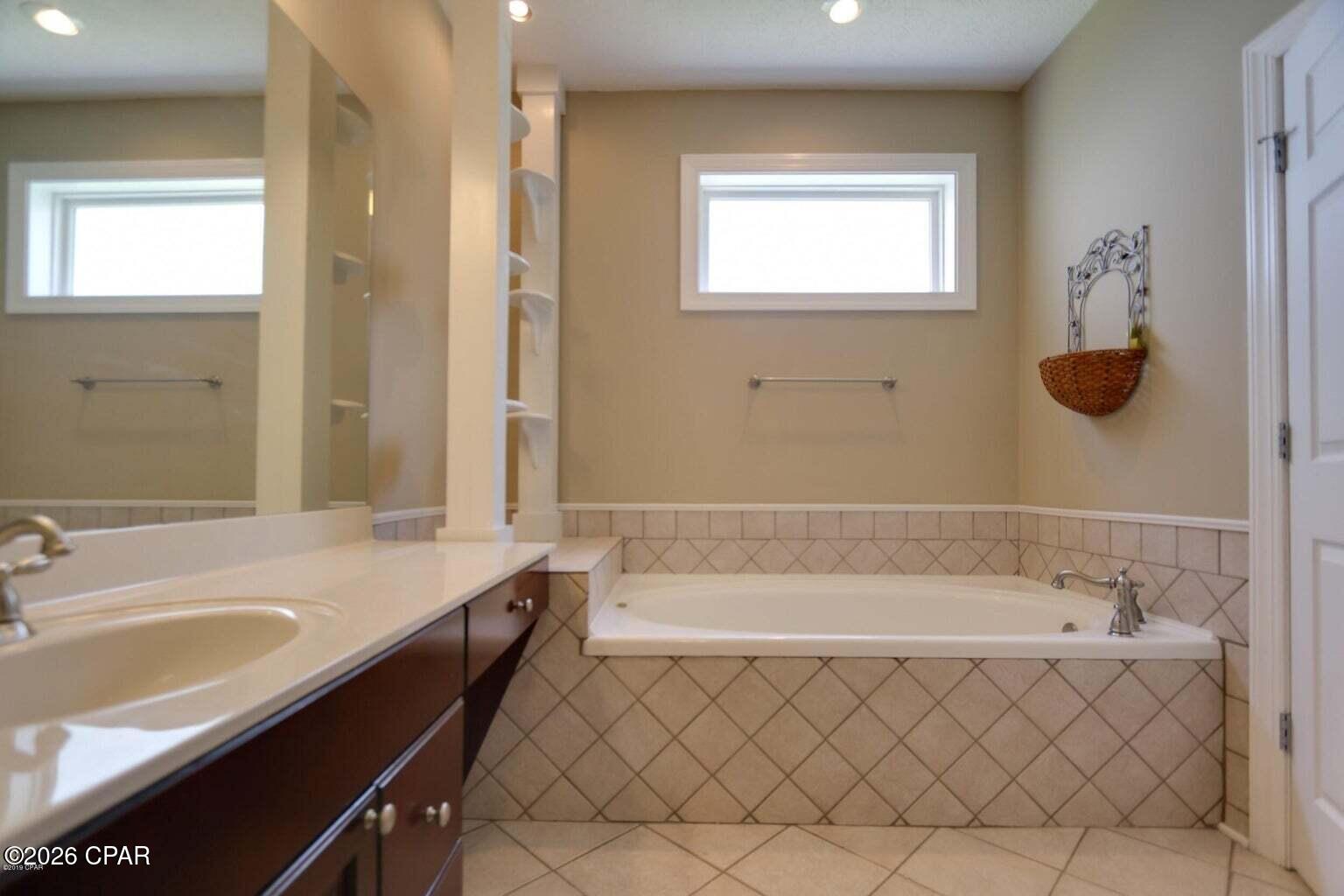 Riverside Ph I - Residential Lease