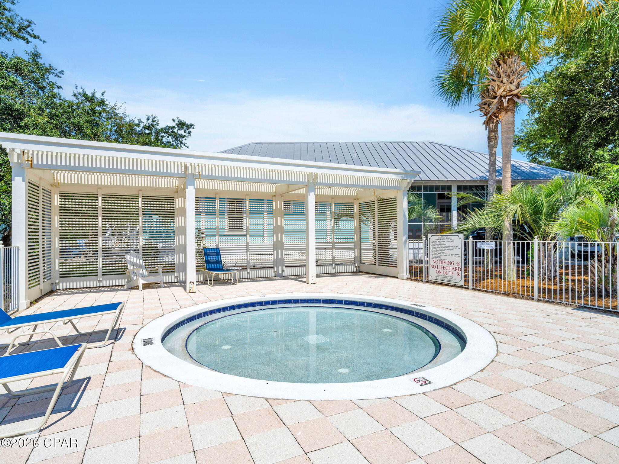 Carillon Beach Inn - Residential