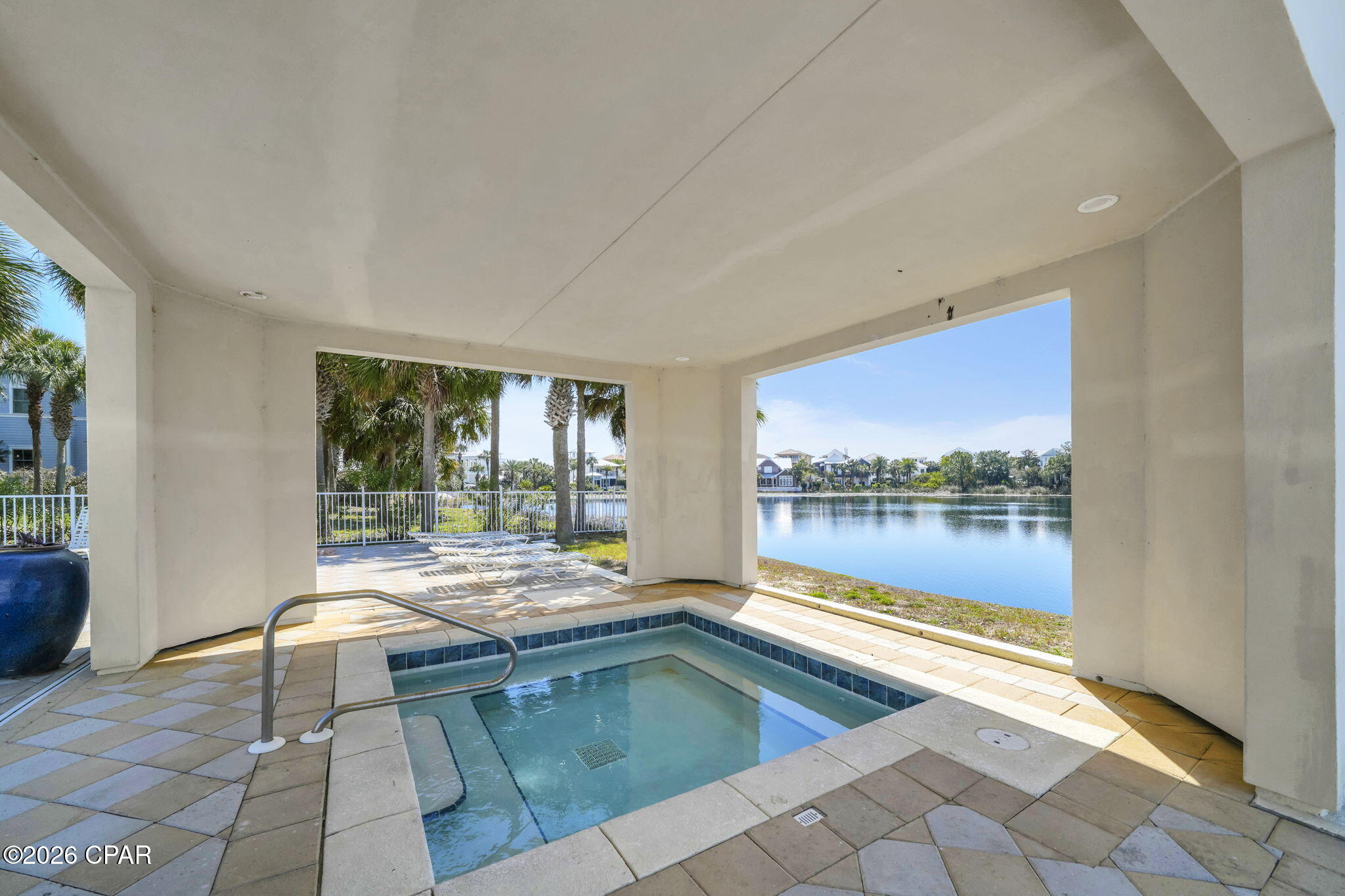 Carillon Beach Inn - Residential